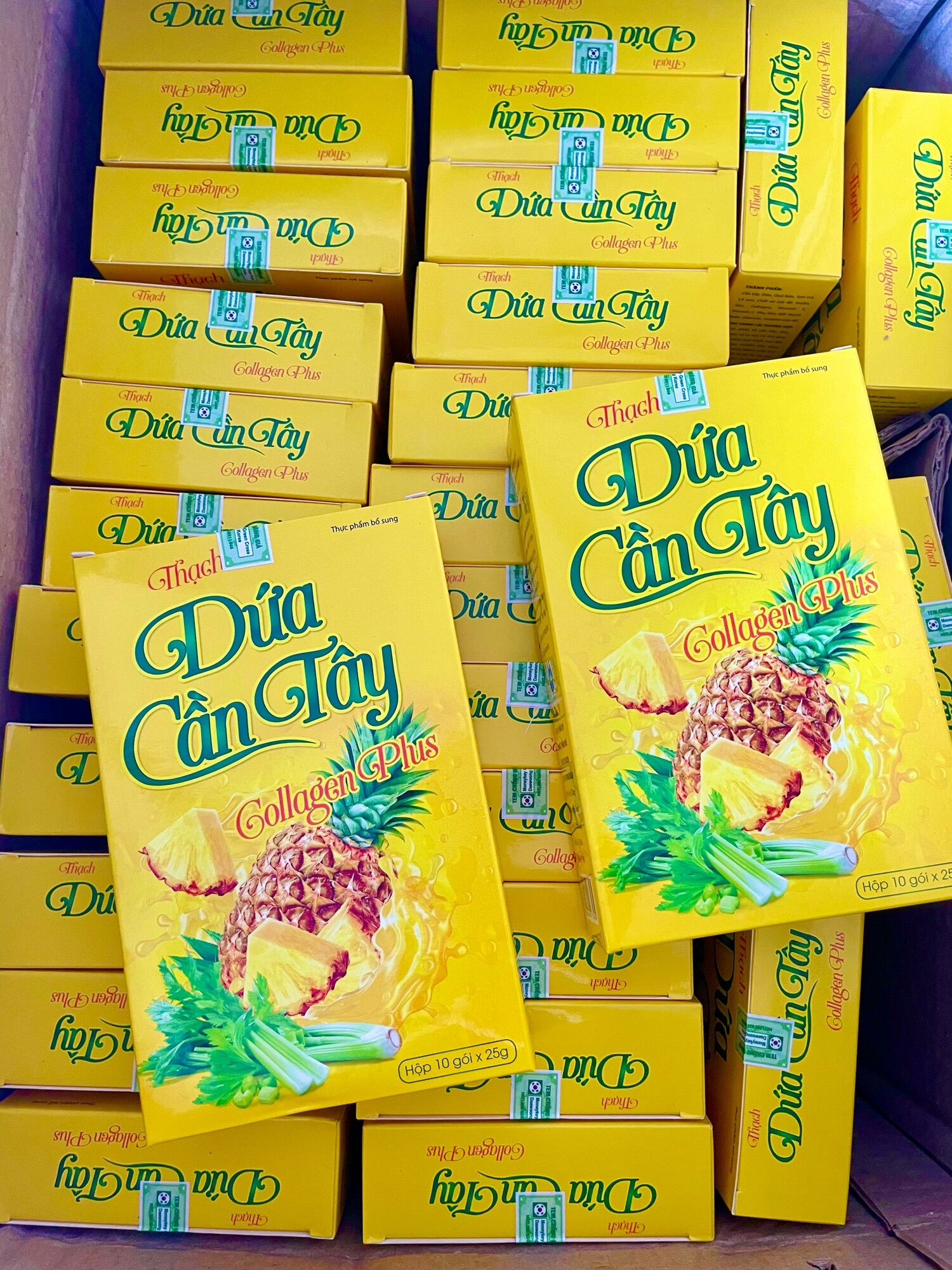 Thạch Dứa Cần Tây Collagen Plus Hộp 10 Gói