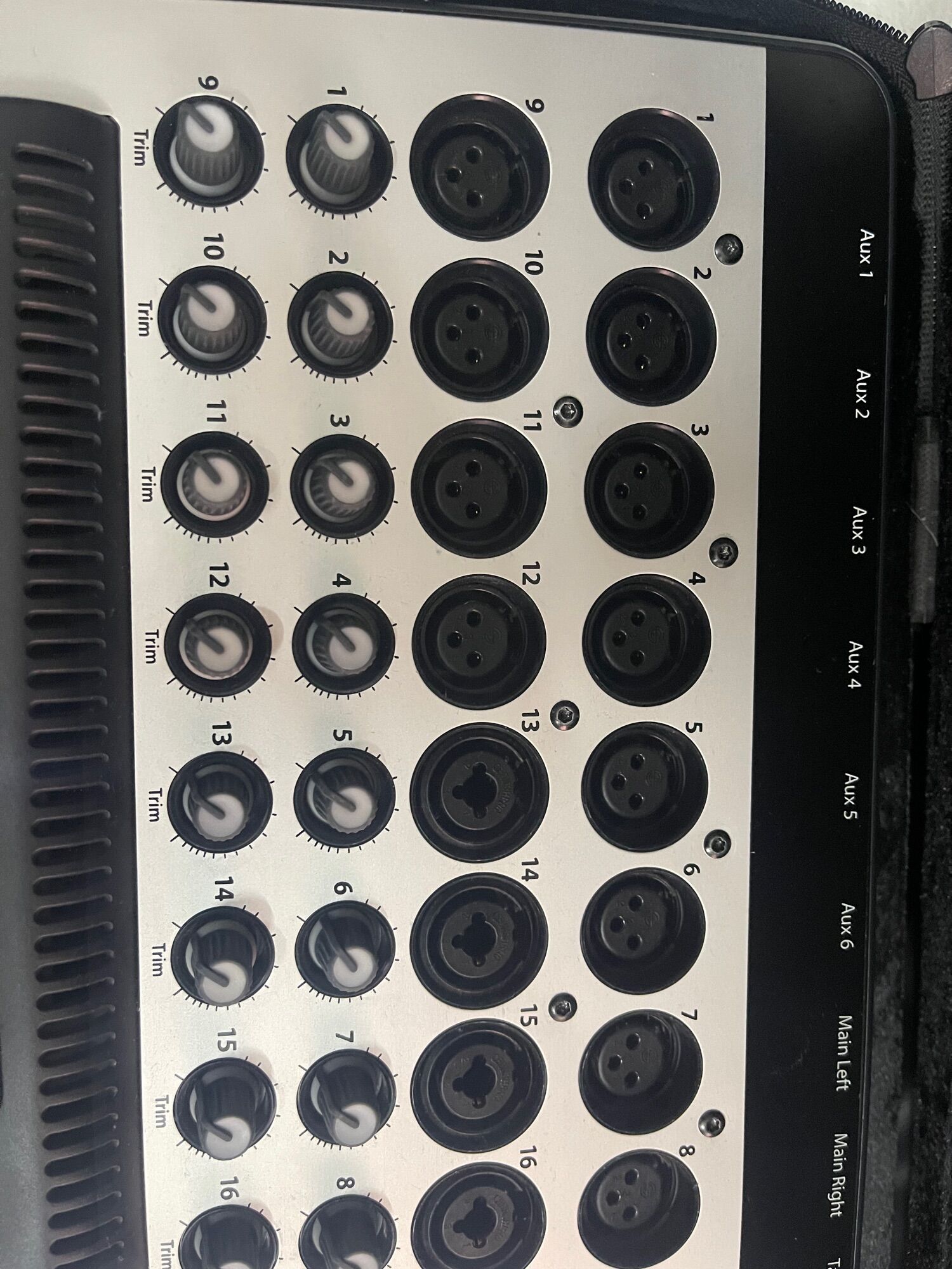 Mixer Qsc Touchmix16