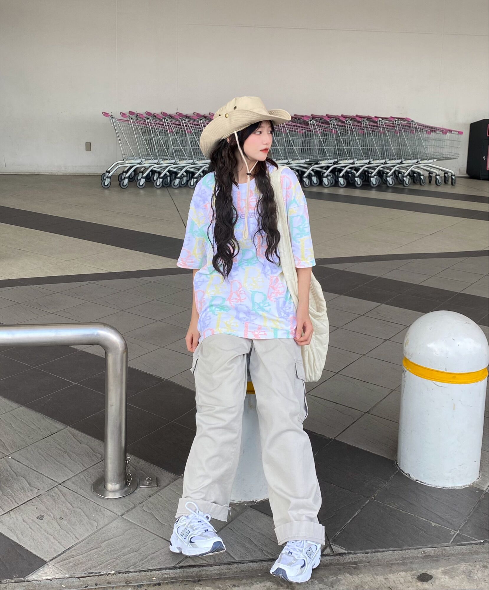 LOCAL BRAND REE - ÁO THUN MONOGRAM PIXEL MULTICOLOR MÀU TRẮNG