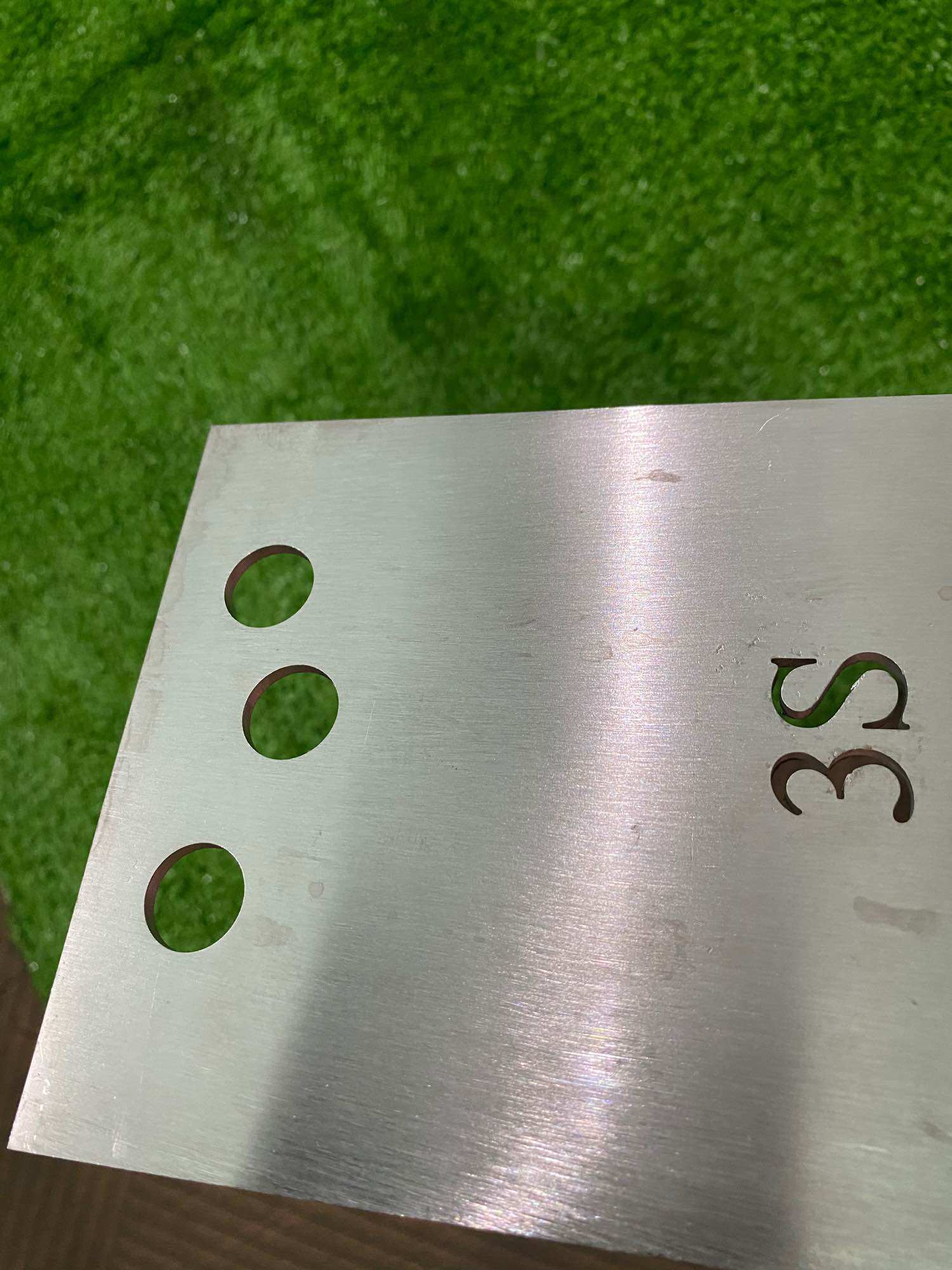 Khung đỡ két nước I10 chế bằng inox 304