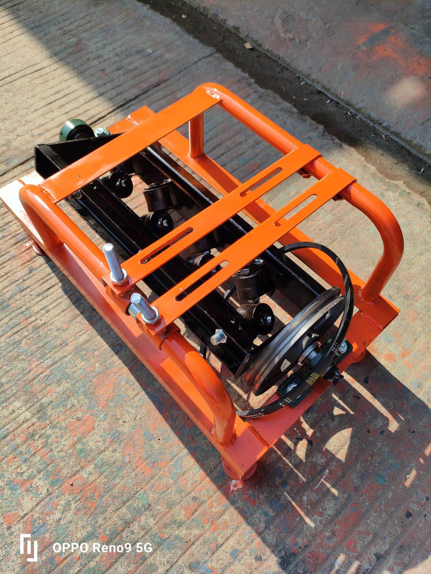 Máy duỗi sắt 6_8 thân v5
