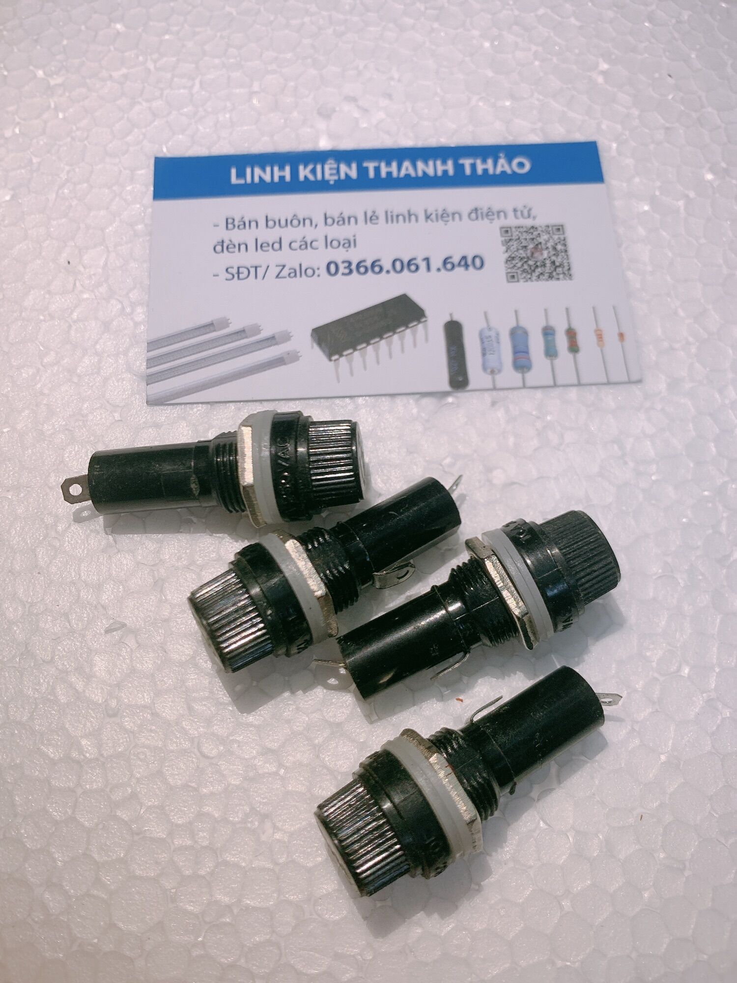 5c vỏ cầu chì to cho vừa cầu chì 6x30mm