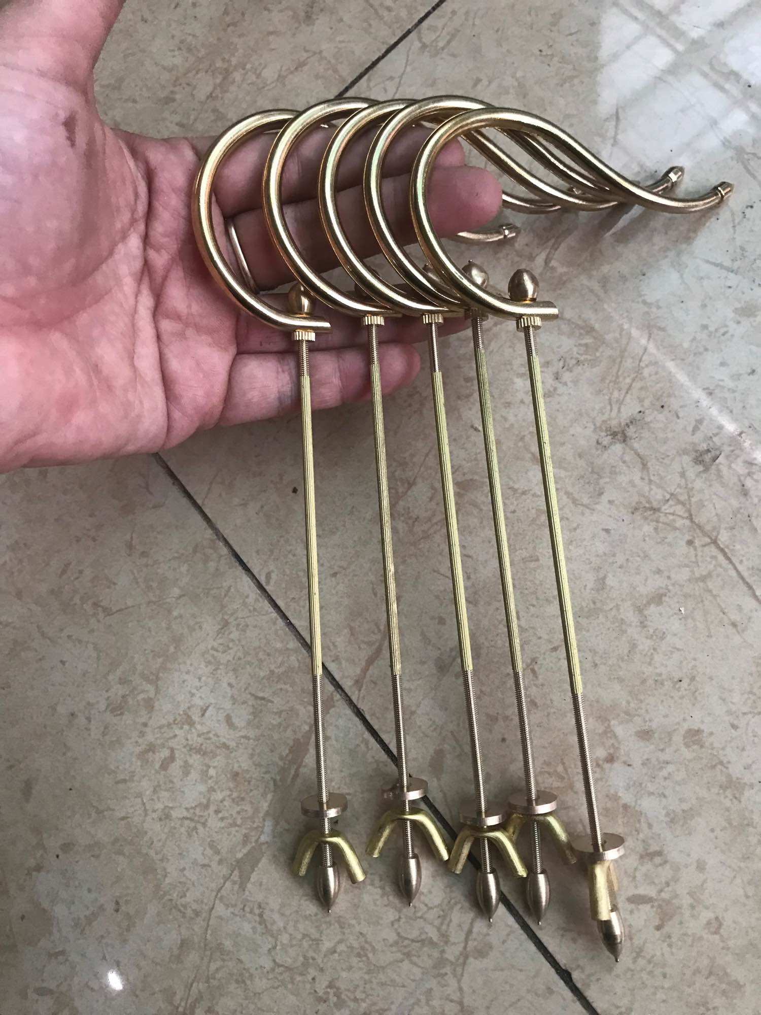 Móc đồng cho lồng khuyên , hút mật