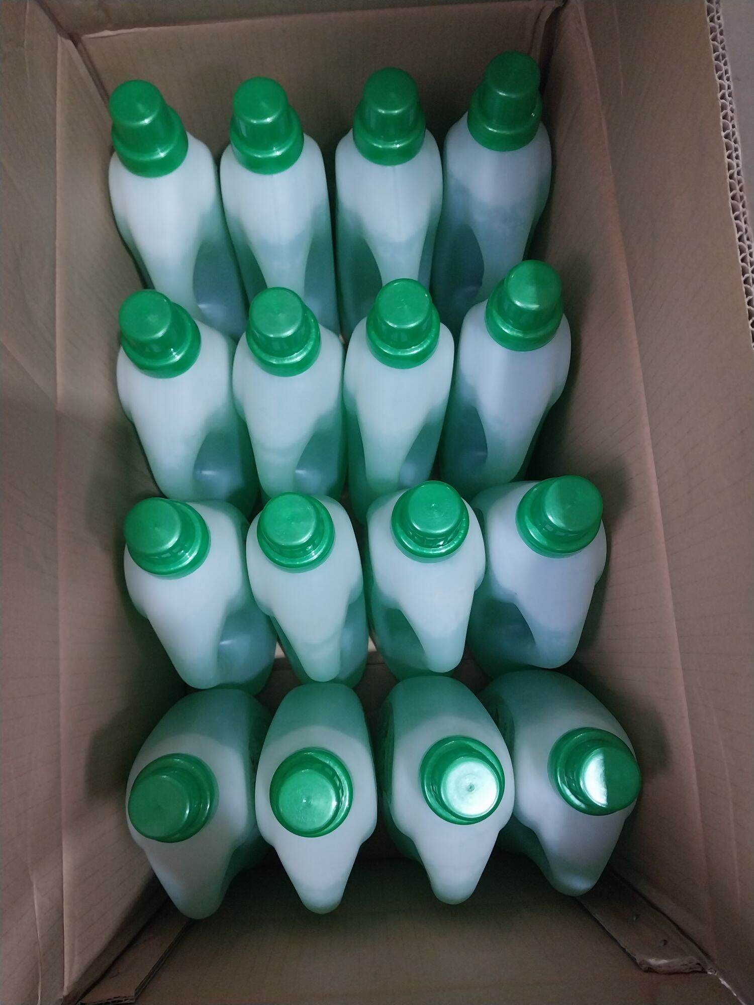 Nước Lau Sàn Thái 4k Plus 1250ml Thơm Tho Sạch Bóng