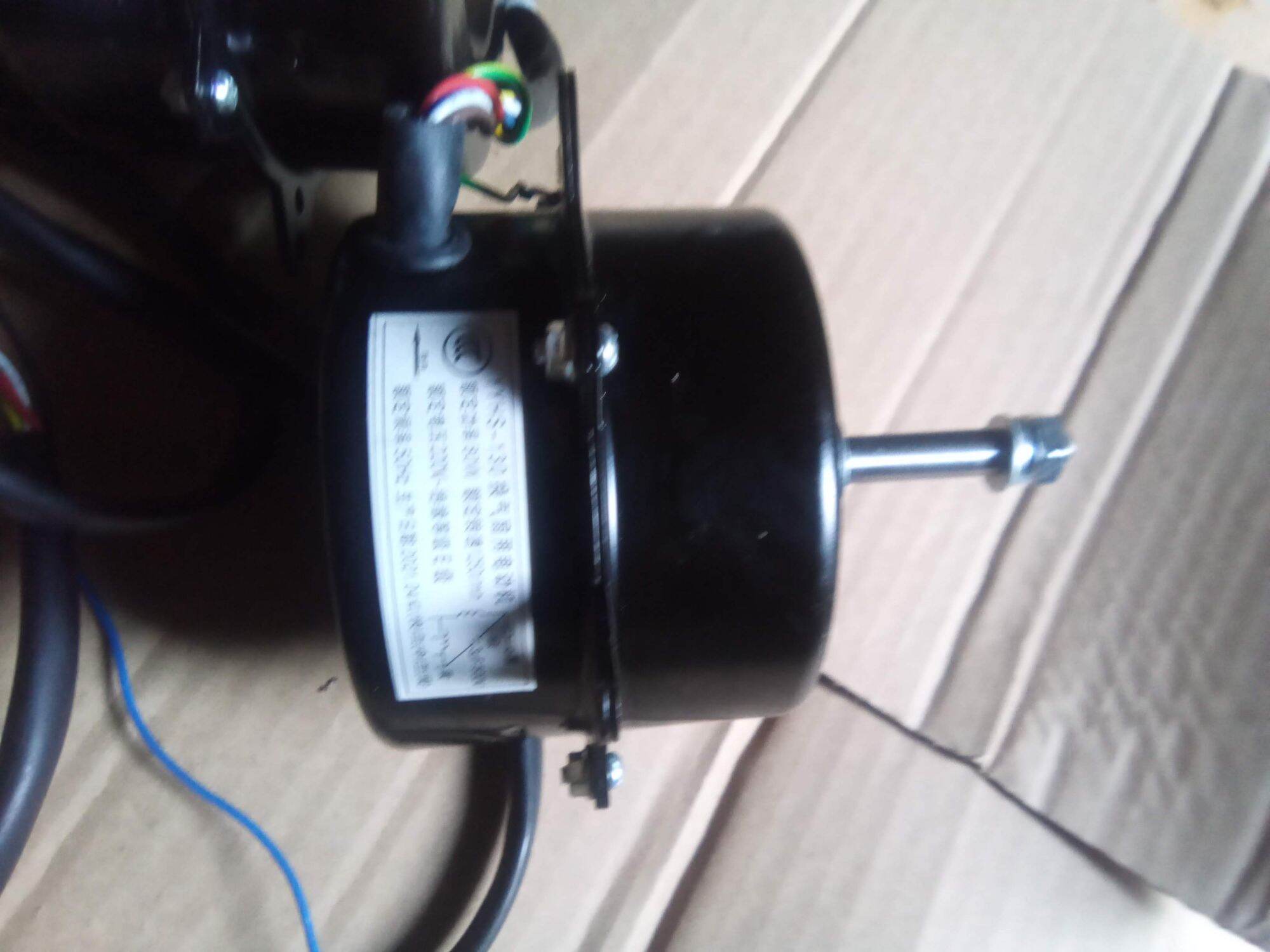 Mô tơ quạt hợi nước 60w, quay thuận.