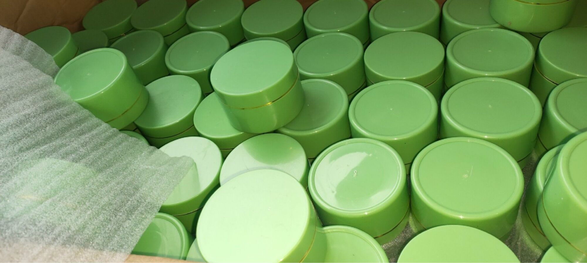 Hủ 100g màu xanh lá