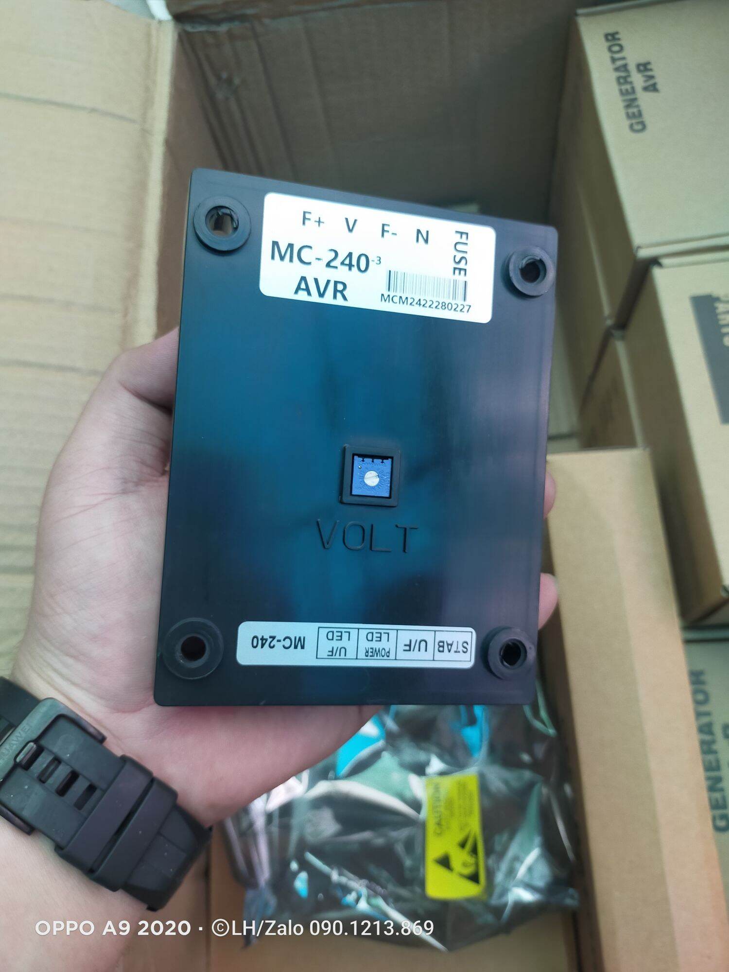 Avr mc-240 bộ điều chỉnh điên áp máy phát điện onan 50kva 50kw, mạch avr cầu 40A mc-240 chuyên dụng cho máy kích từ chổi than kiềng than từ 50kw đổ lại,bo mạch avr mc240 40A -180VDC bộ ổn áp kích từ cho máy phát điện công nghiệp máy phát điện thủy 50kw