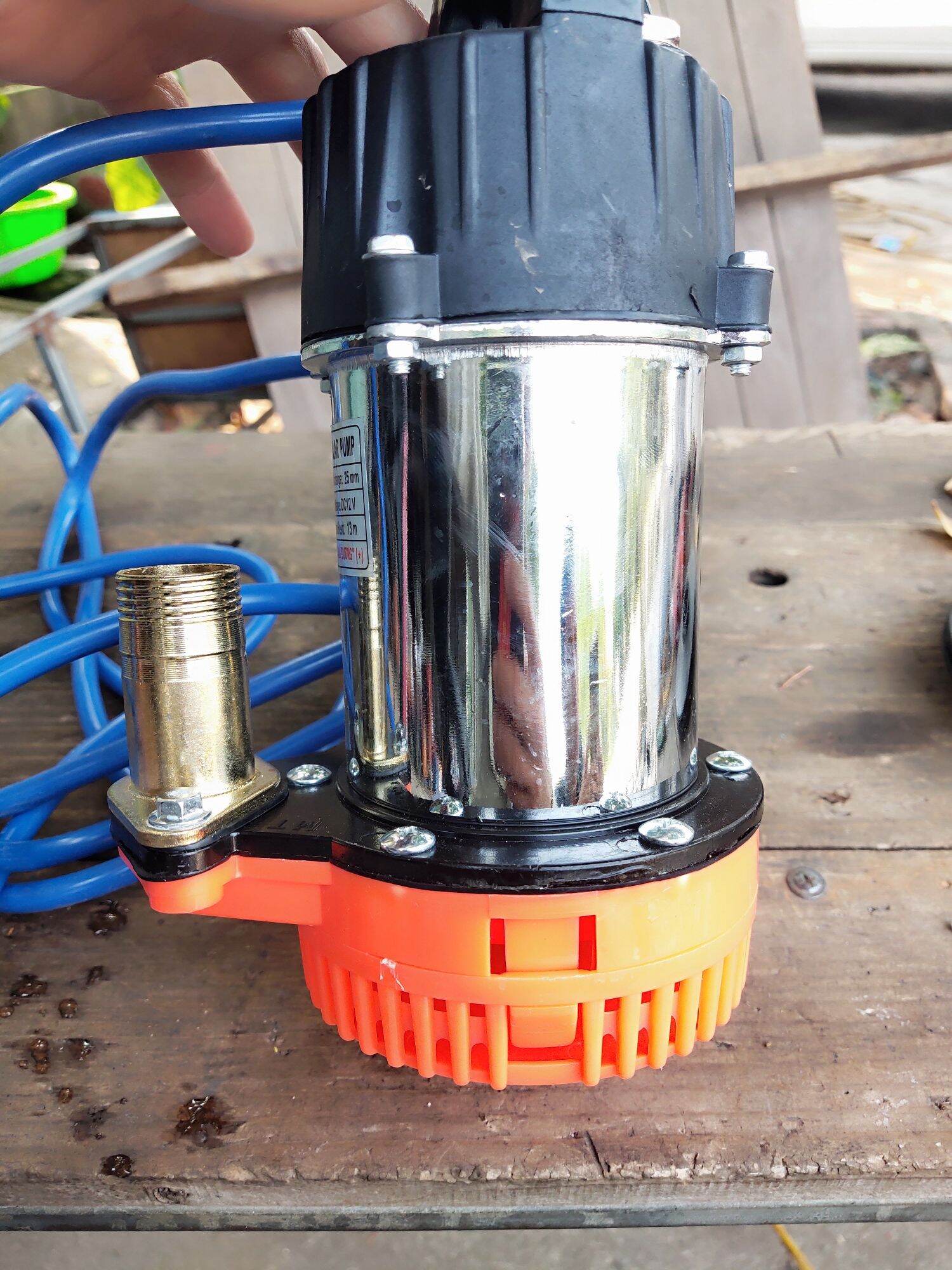 máy bơm tõm 12V