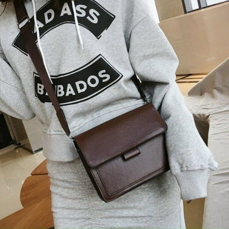 Túi đeo chéo nữ hàng dạng hộp chất da pu size 20