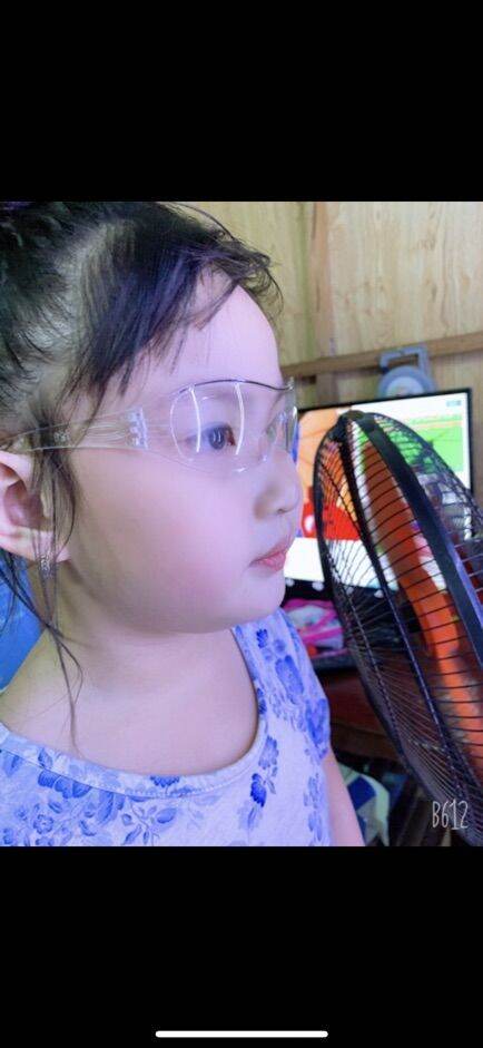 Mắt Kính Bảo Hộ Bảo Vệ Mắt Cho Bé Cho Bé