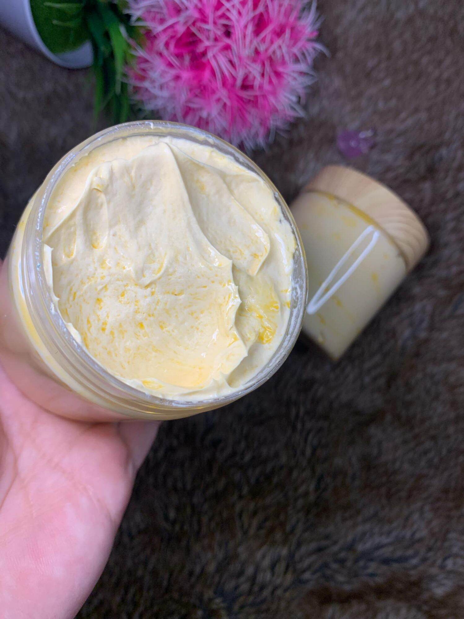 220g KEM BODY CỐT TỬA MỀM ( TẨY MẠNH ) dành cho da ngâm đen , chai lì