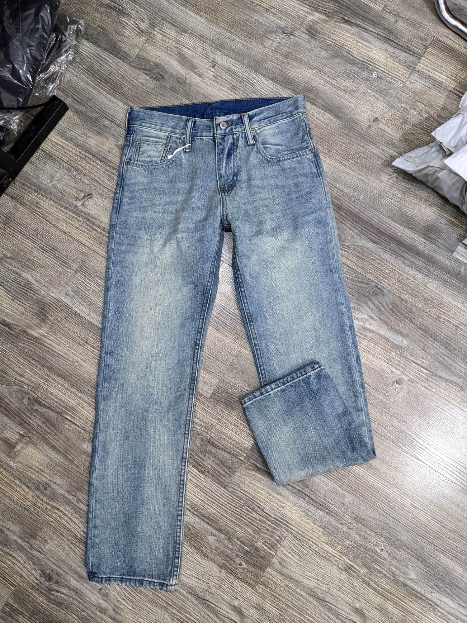 Quần jeans levis màu phủ rêu form đứng chất cotton