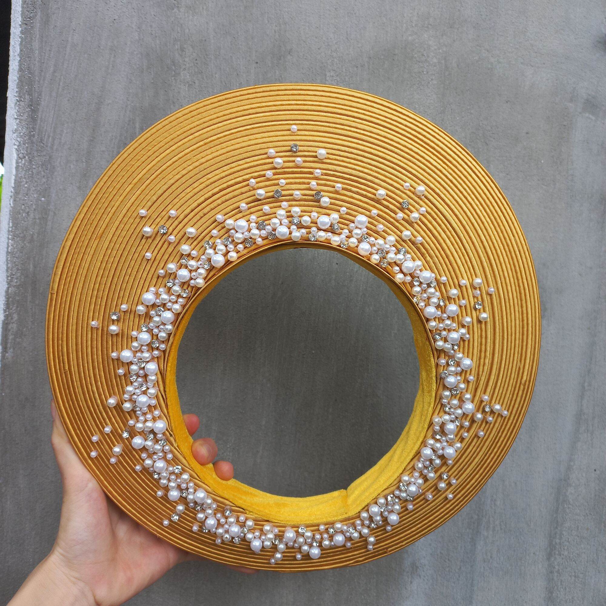 Khăn xếp cô dâu xinh 30 tầng màu vàng đồng