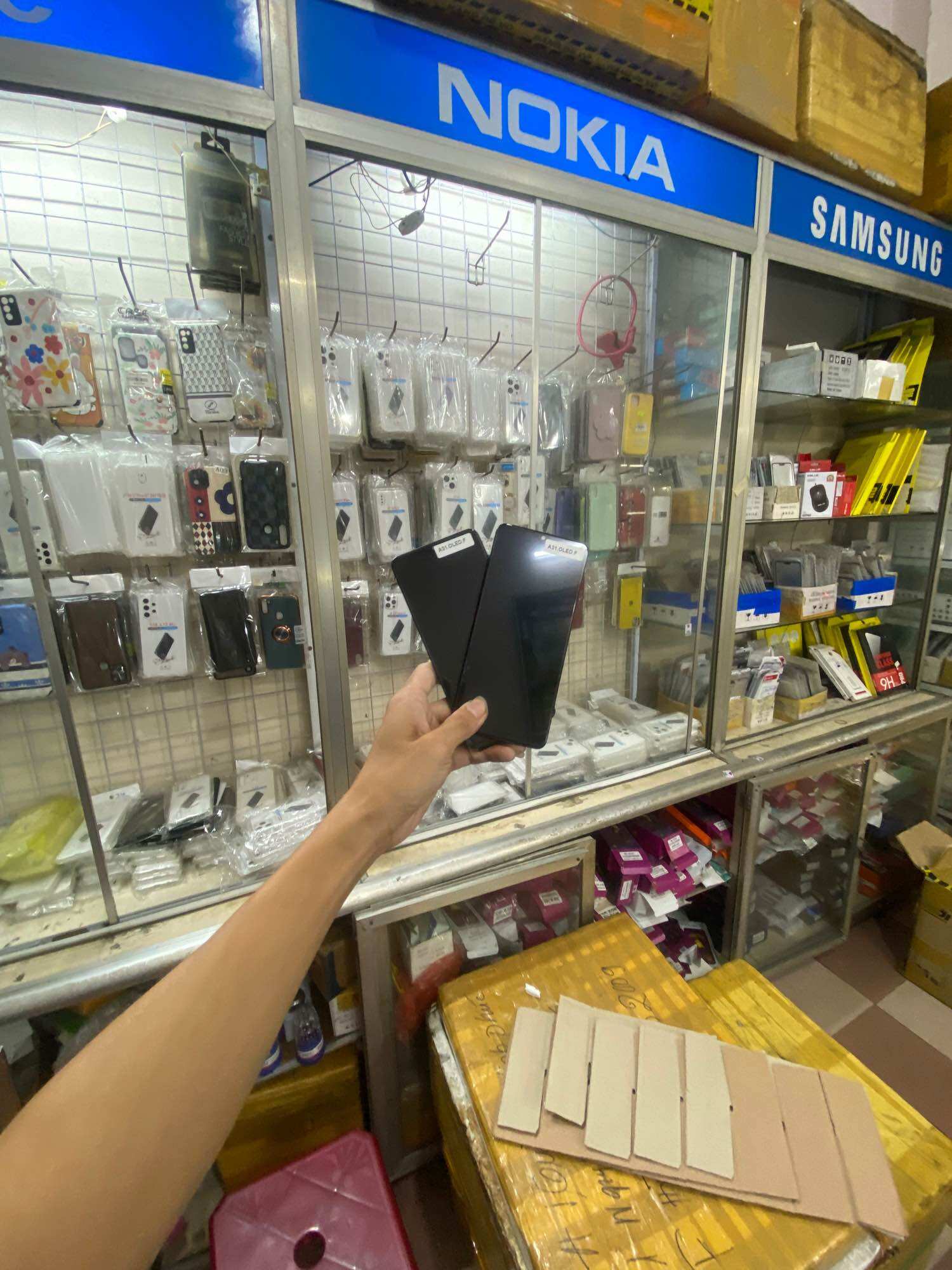Màn hình liền  khung SAMSUNG A31 (2ic/OLED)