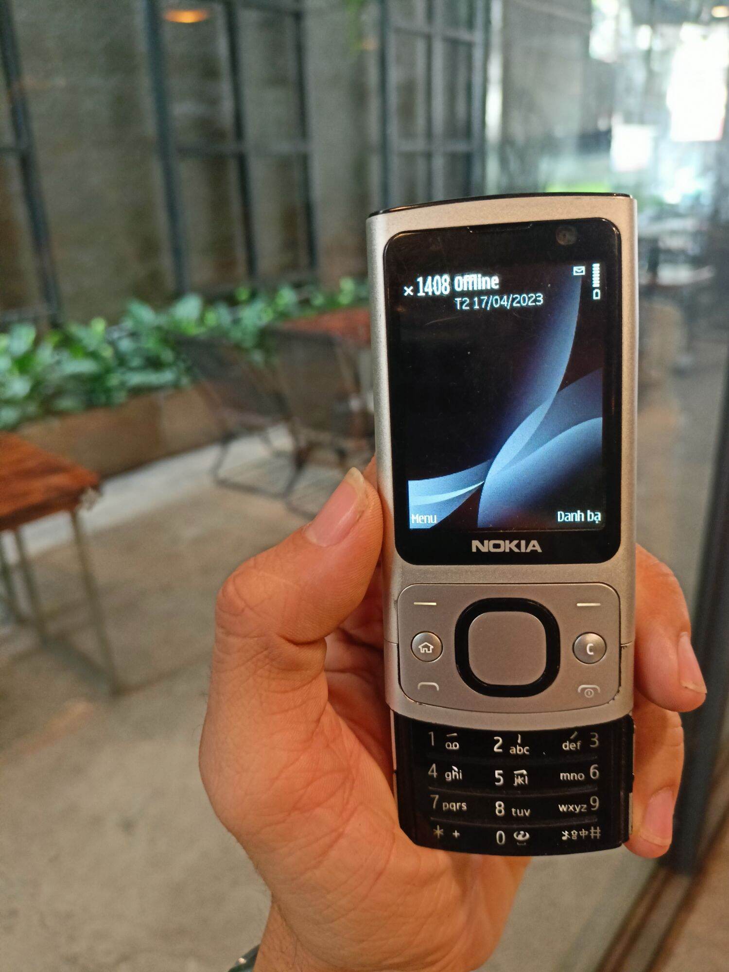 NOKIA 6700S