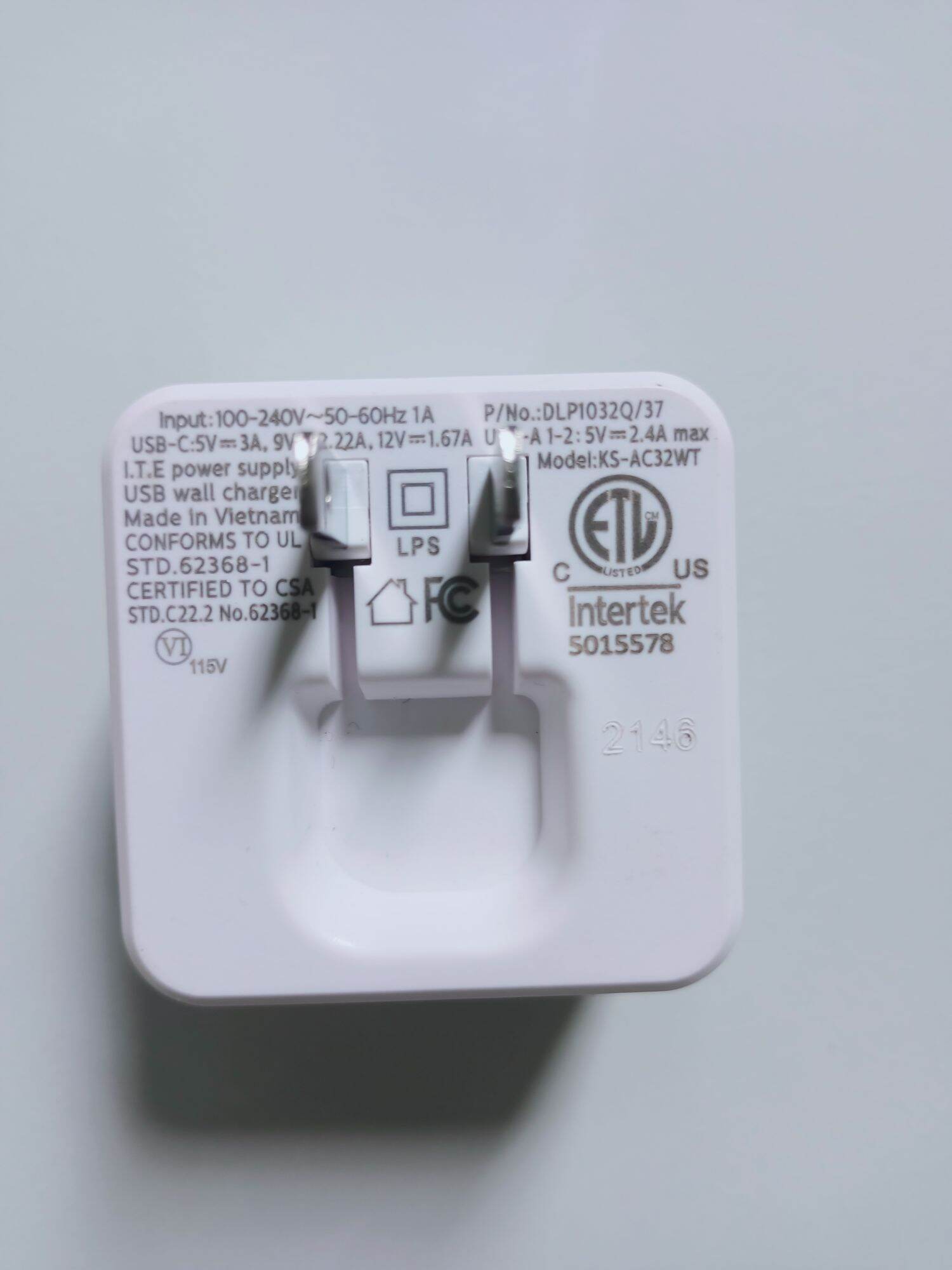 Cốc sạc nhanh Philips chính hãng, 3 cổng ra usb và type c