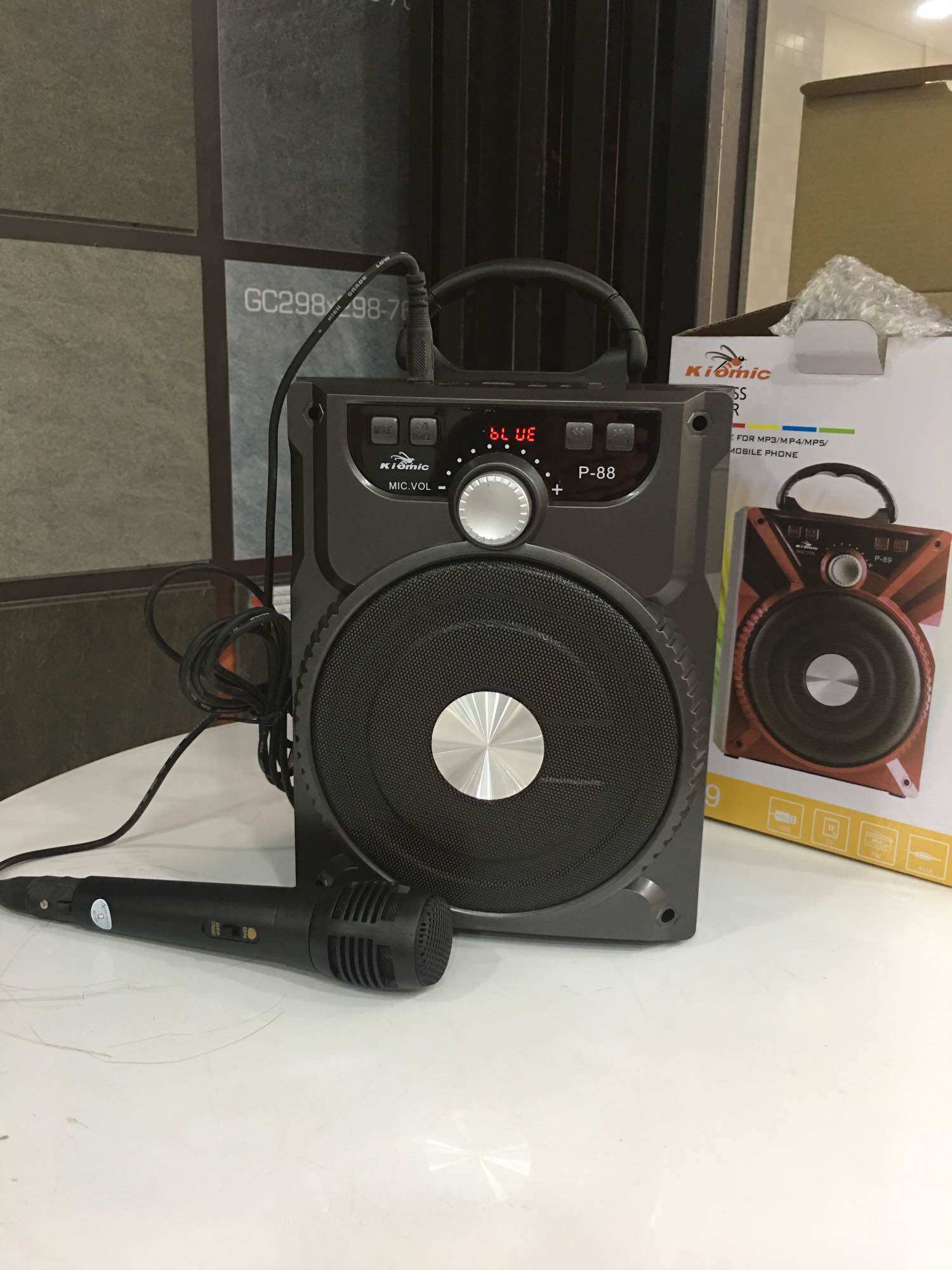 [HCM]Loa KIOMIC P88 - Tặng mic có dây