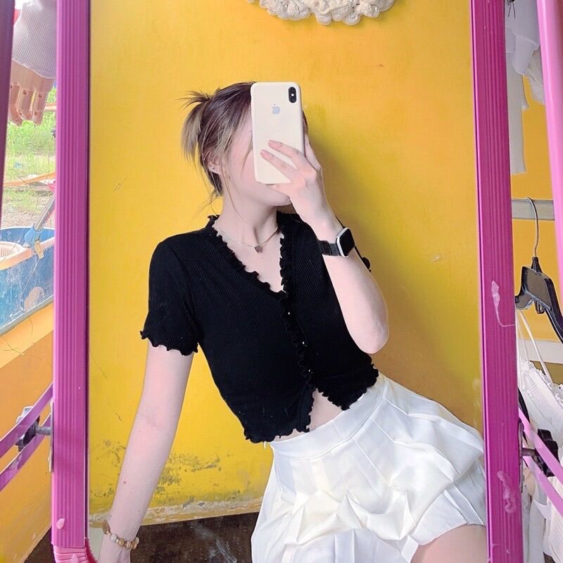 Áo Croptop Viền Bèo Cúc Bọc YUMI BÁN SỈ Áo Croptop Cổ V Bèo Chất Thun Gân Siêu đẹp