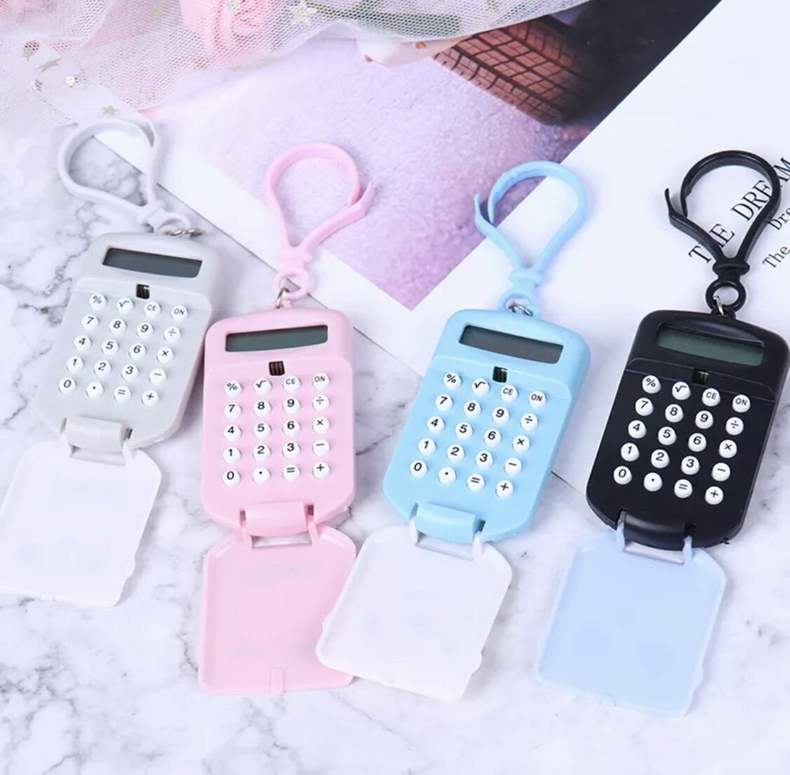 Máy tính mini siêu cute có sẵn pin