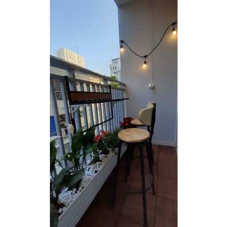 [HCM]Bàn treo ban công mặt gỗ composite- HOME VIỆT