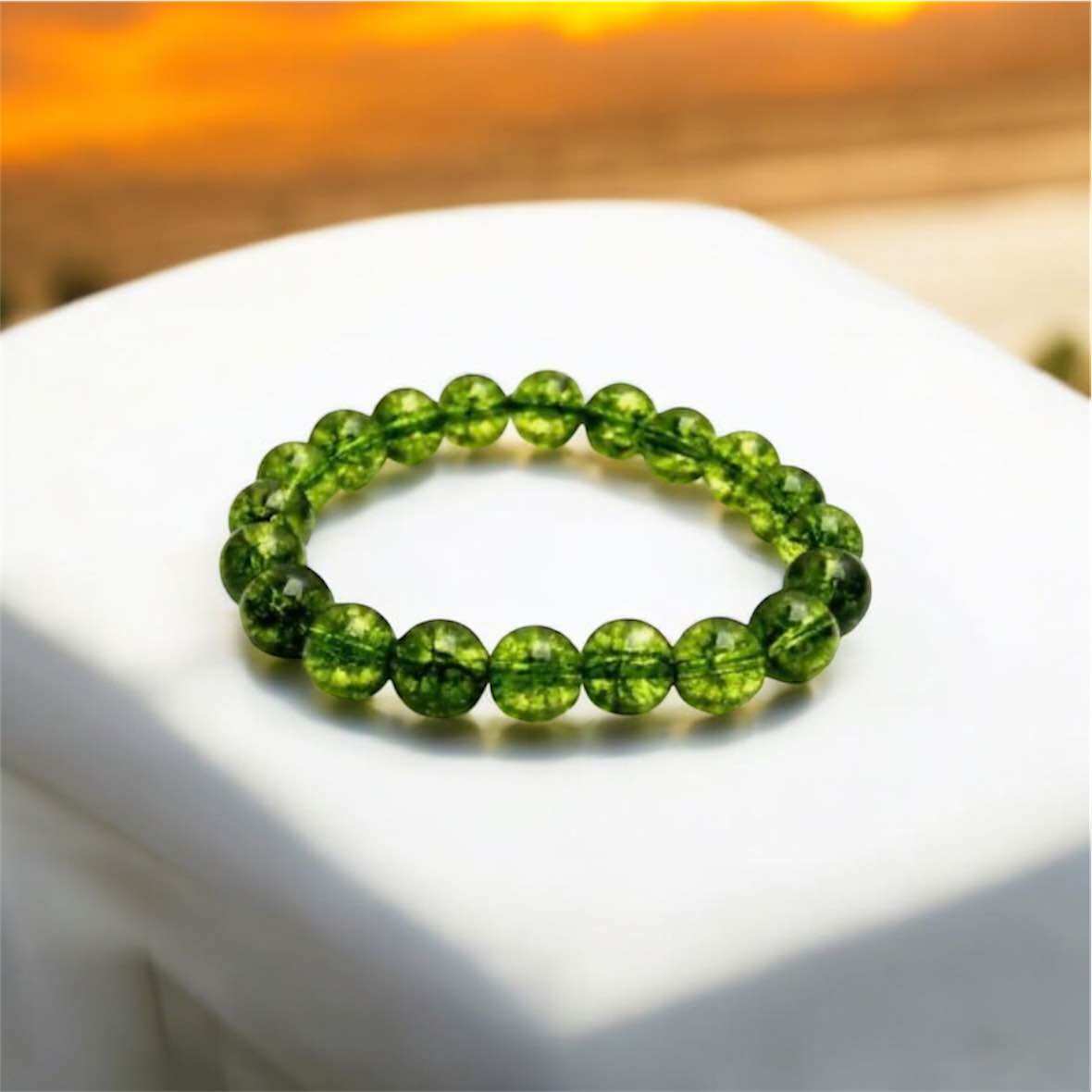 VÒNG TAY ĐÁ PPRIDOT, 100% đá tự nhiên, Đá peridot tượng trưng cho sức mạnh, khả năng sinh tồn và lòng bao dung, nhân hậu của con người Mạng Mộc.