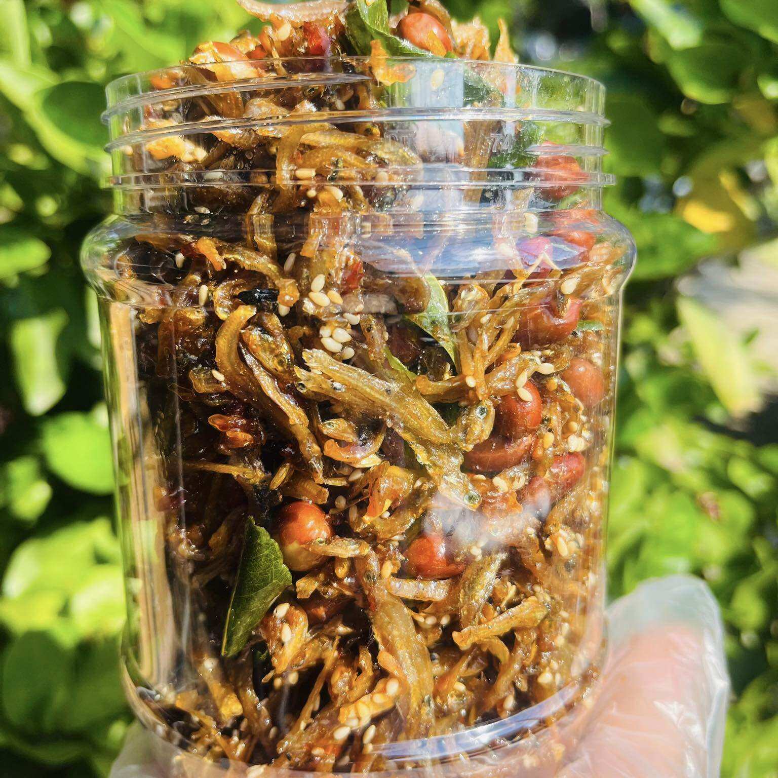 Cá cơm mờm sữa rim đậu phộng hủ 300gram