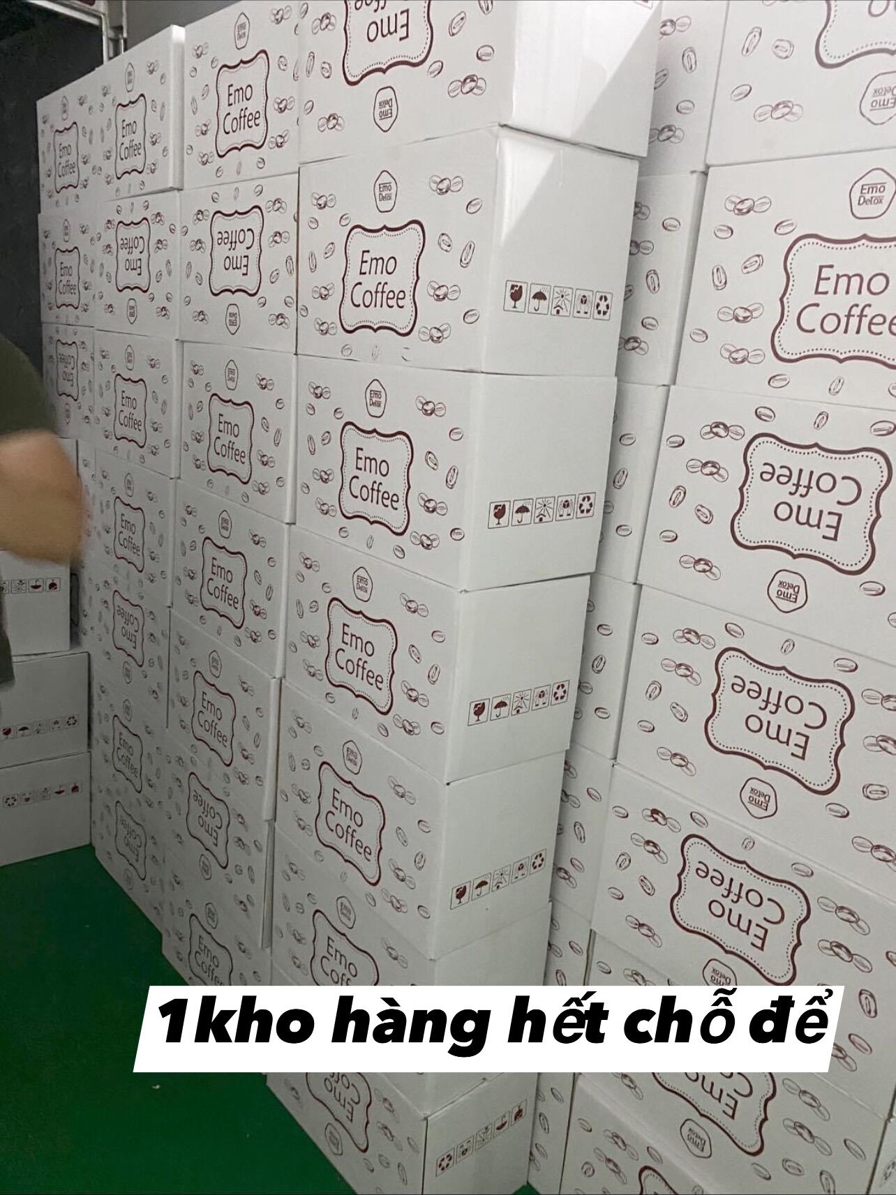 EMOSLIM EMODETOX GIẢM CÂN THIÊN NHIÊN CẤP TỐC(LƯU Ý:TẤT CẢ CHE TÊN SẢN PHẨM)