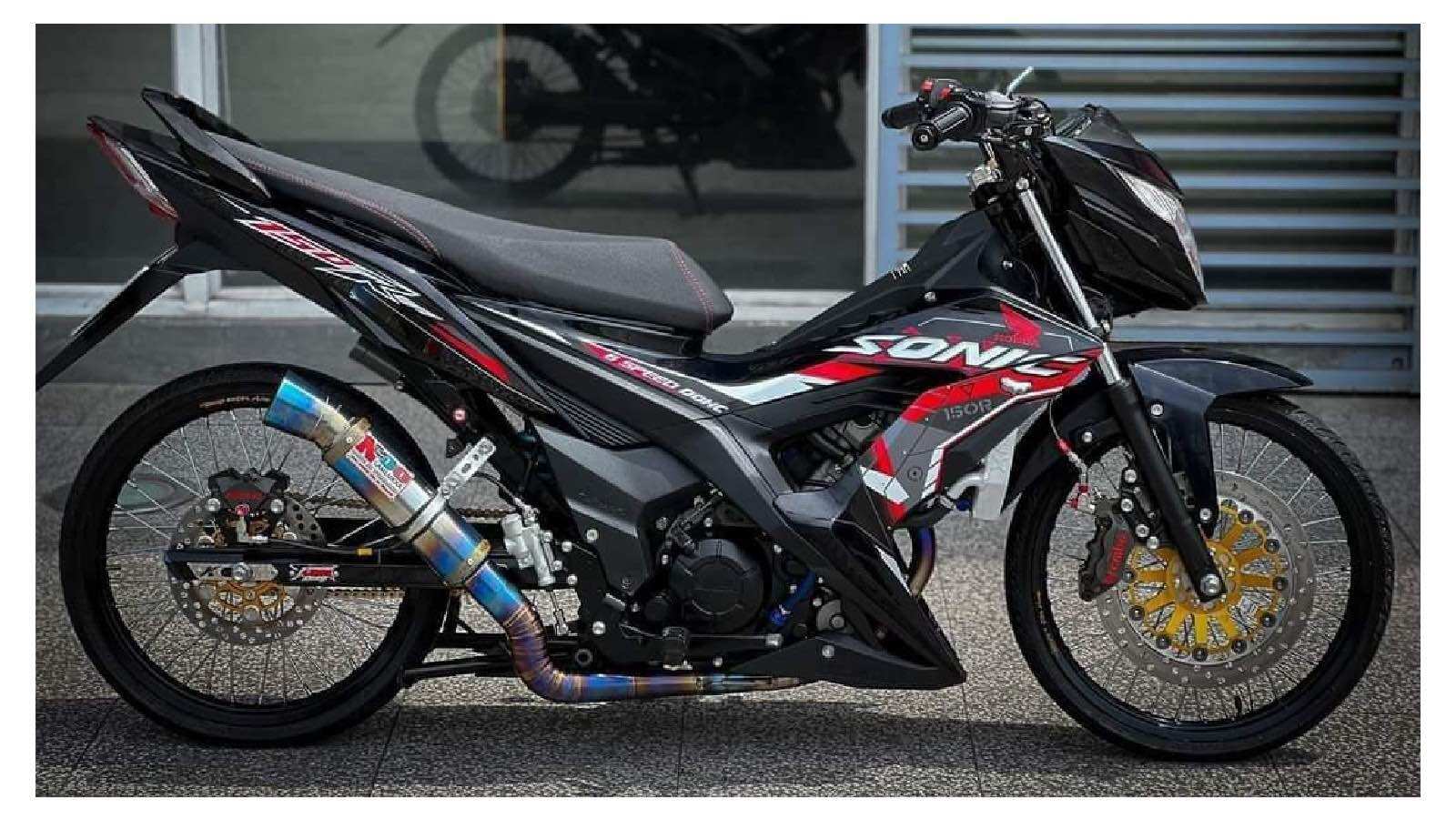 tem xe sonic 150 đen đỏ xám