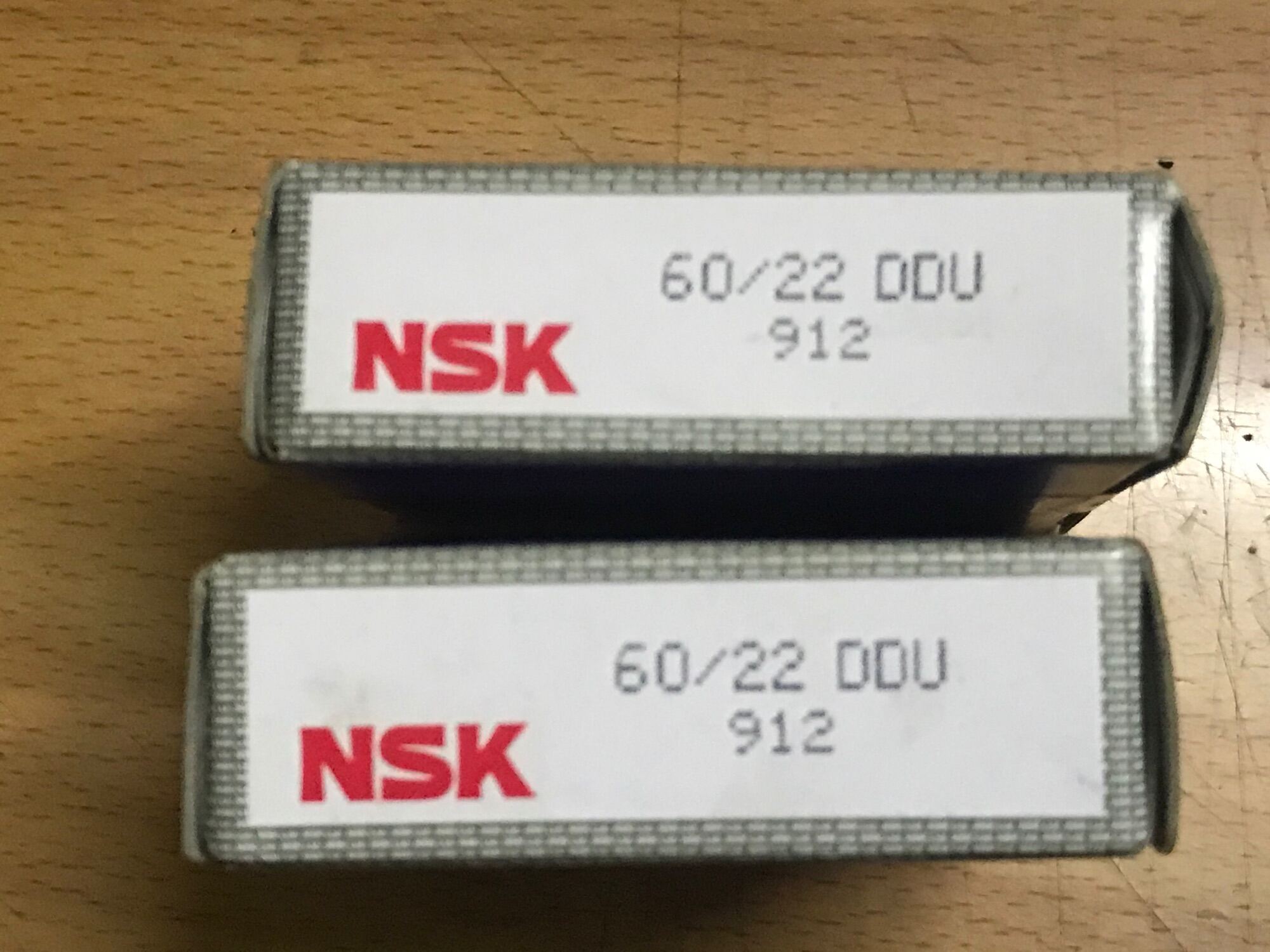 Bạc đạn vòng bi NSK 60/22 DDU - lỗ cốt 22mm