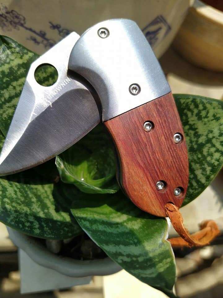 Dao sưu tầm mini Browning