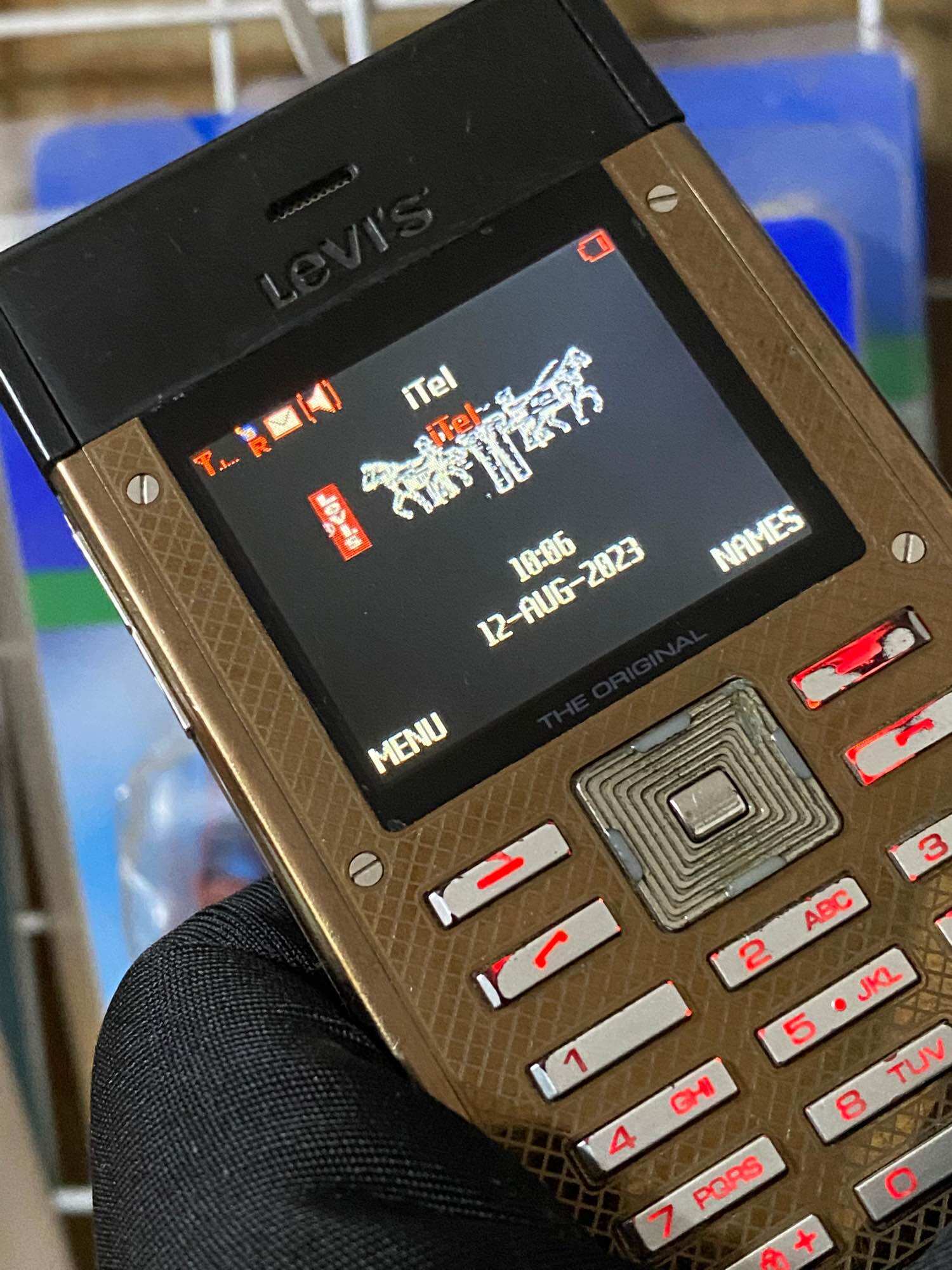 Levis Phone
