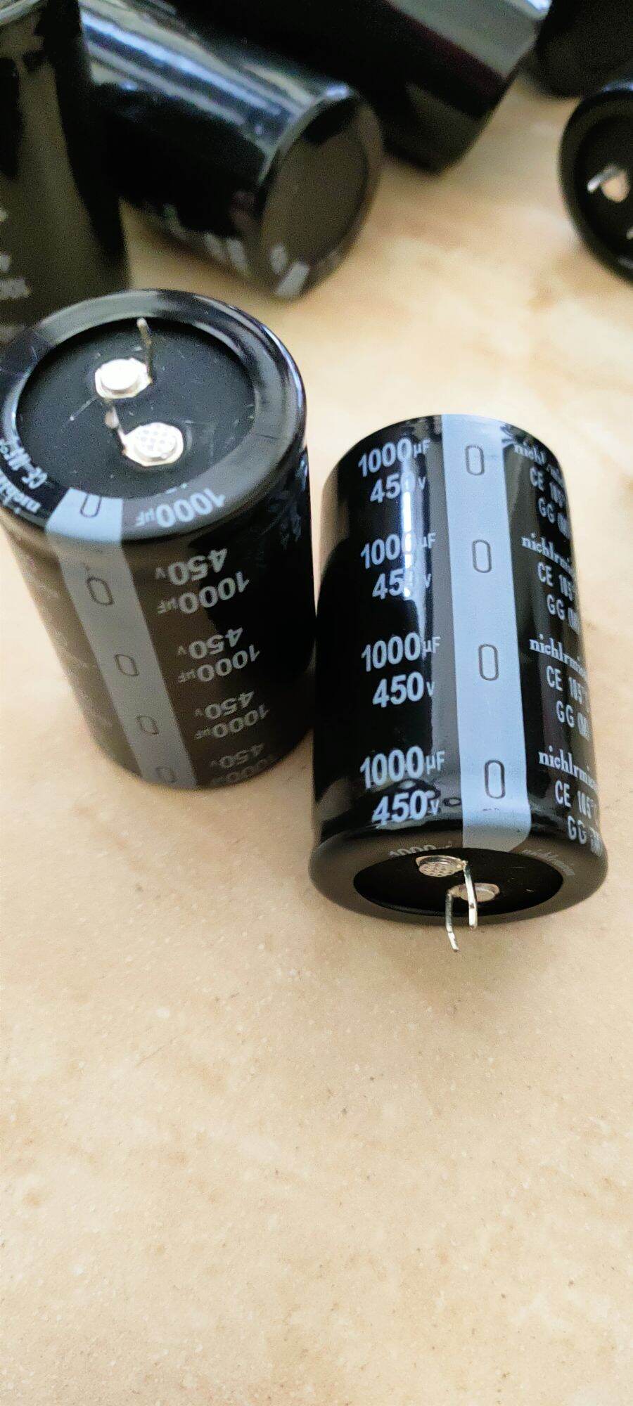 2 Tụ 1000uf 450v