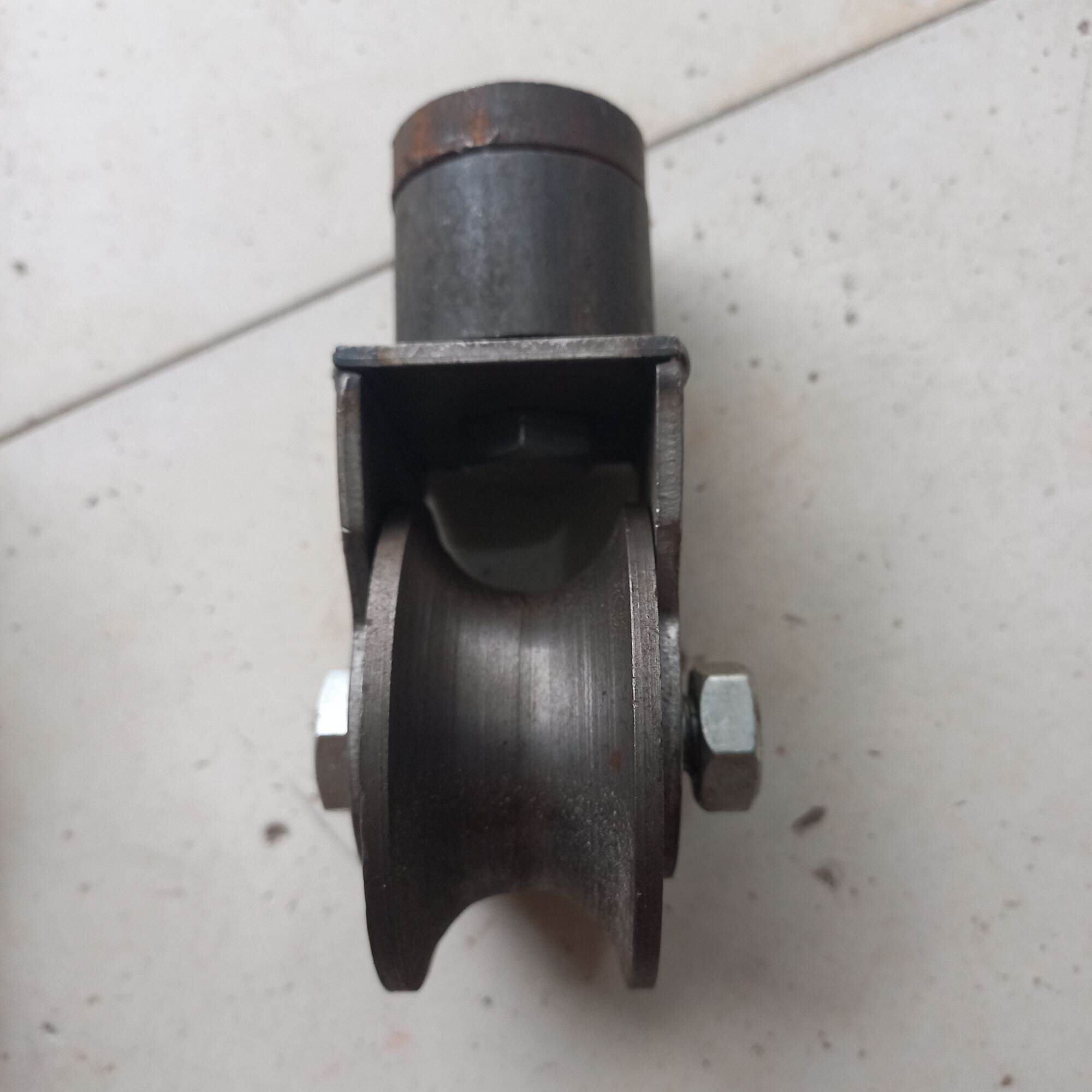 Bánh xe xoay 360 độ ,đỡ dưới cửa lùa,cửa xếp, trợ lực bị treo xoay ,đường kính 60mm