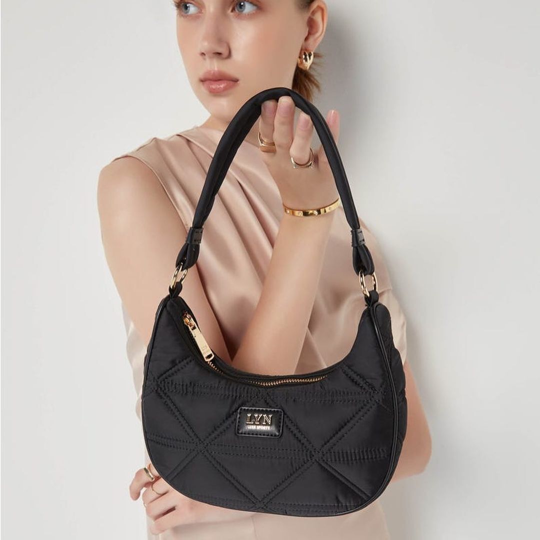 TÚI LYN OLIVA SHOUDER BAG SIZE 23cm