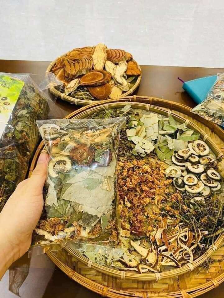 Trà lá nam giảm cân 10 vị