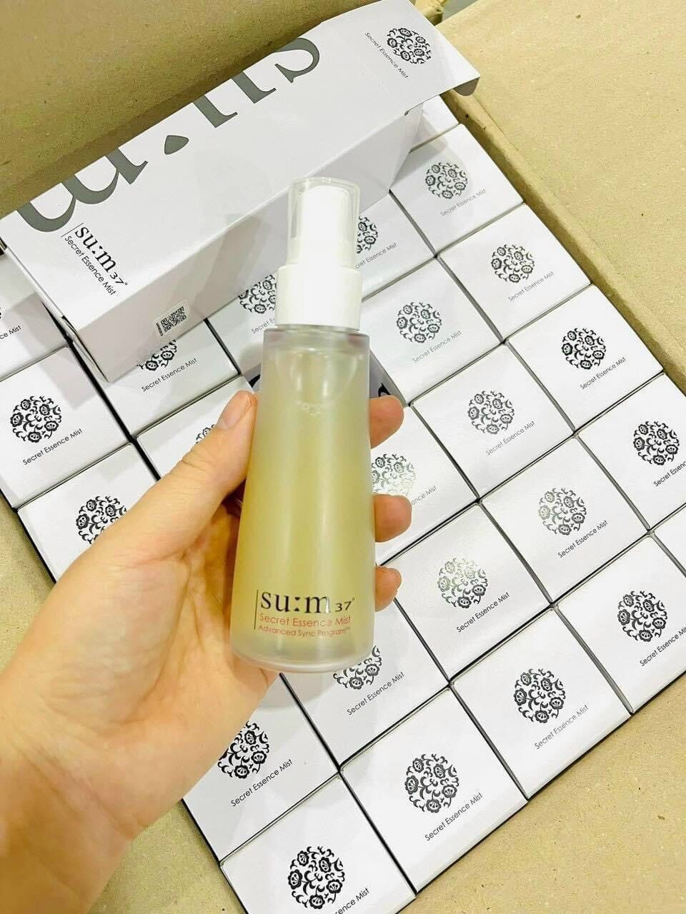 Xịt khoáng sum nước thần