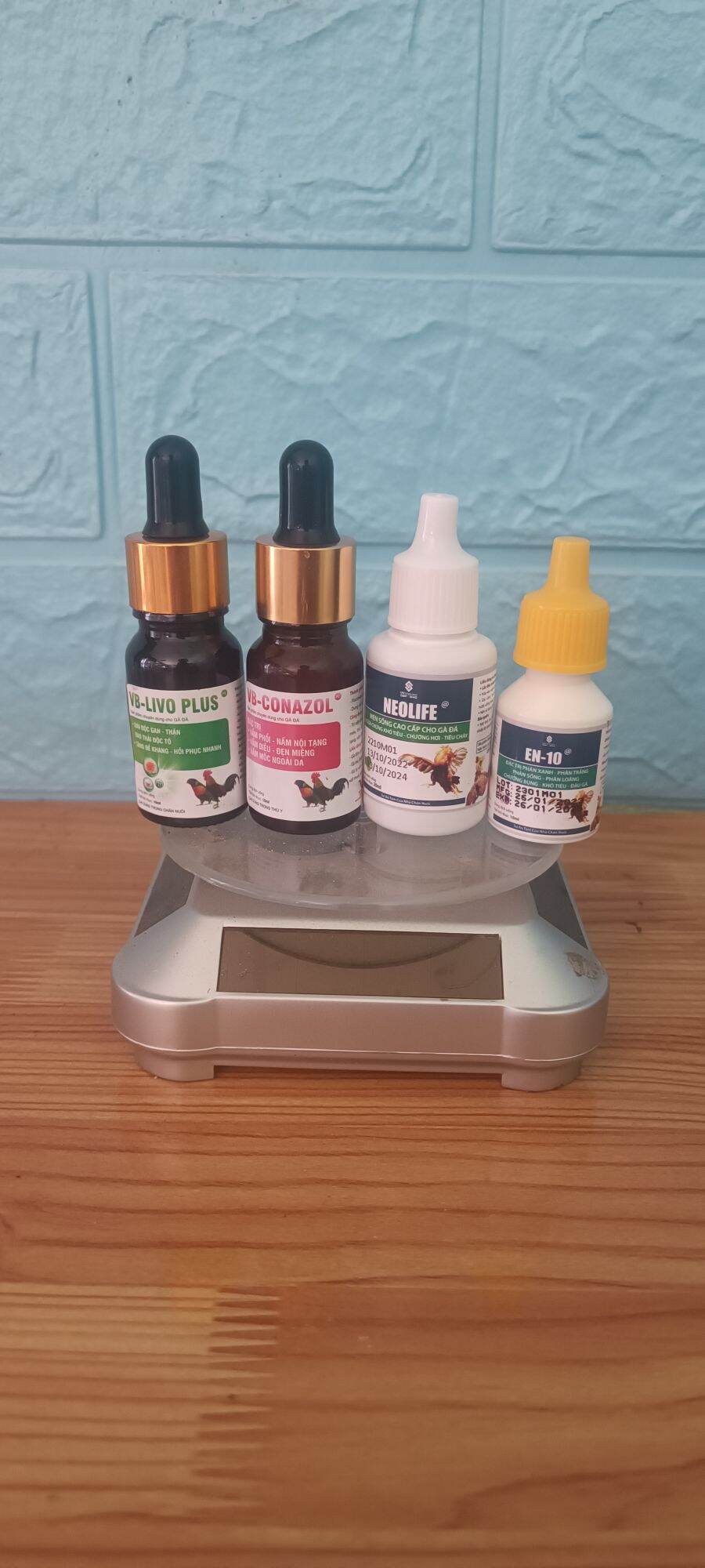Combo trị gà ăn cát uống nước nhiều