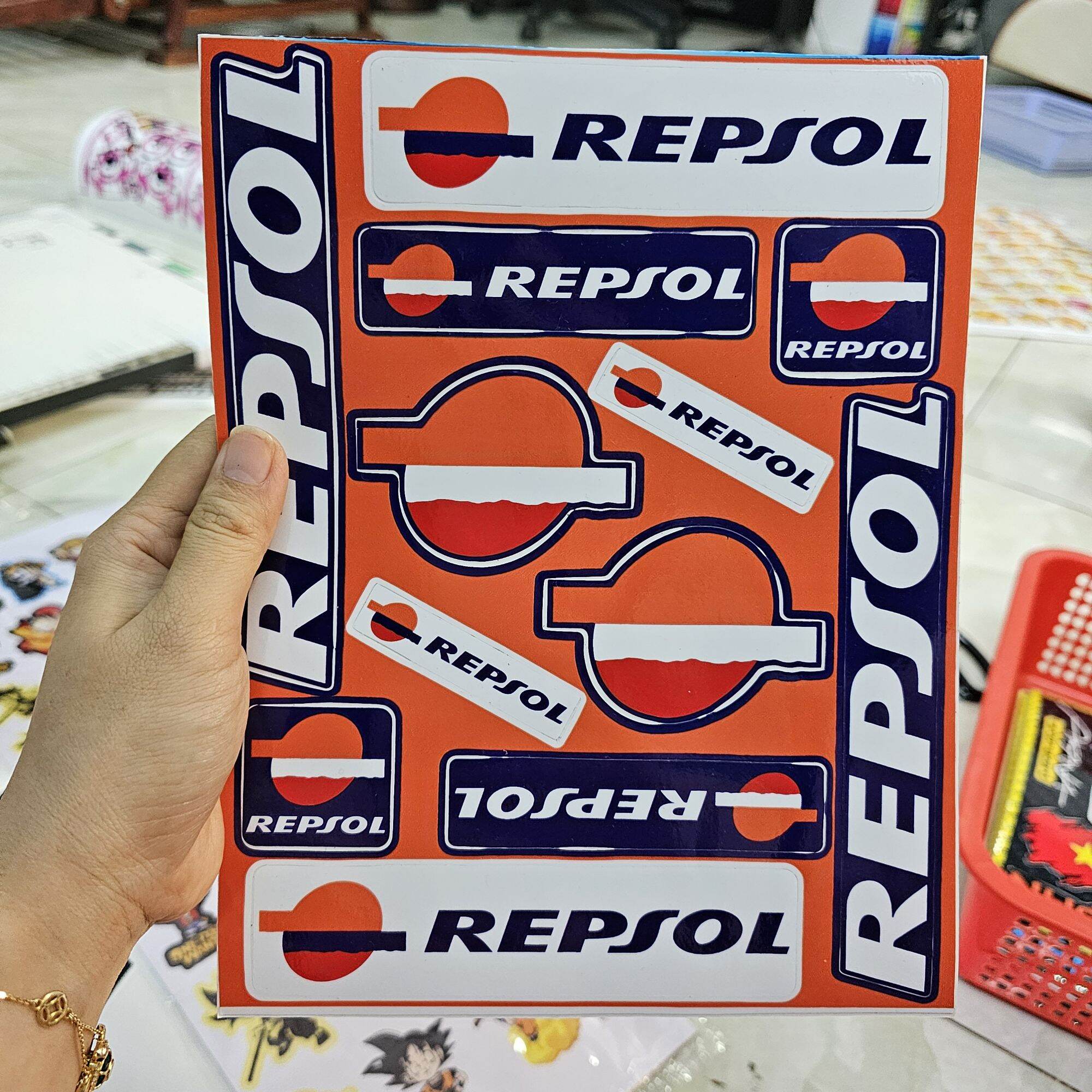 Trọn bộ logo repsol cam kích thước 18x25cm dán trang trí xe máy