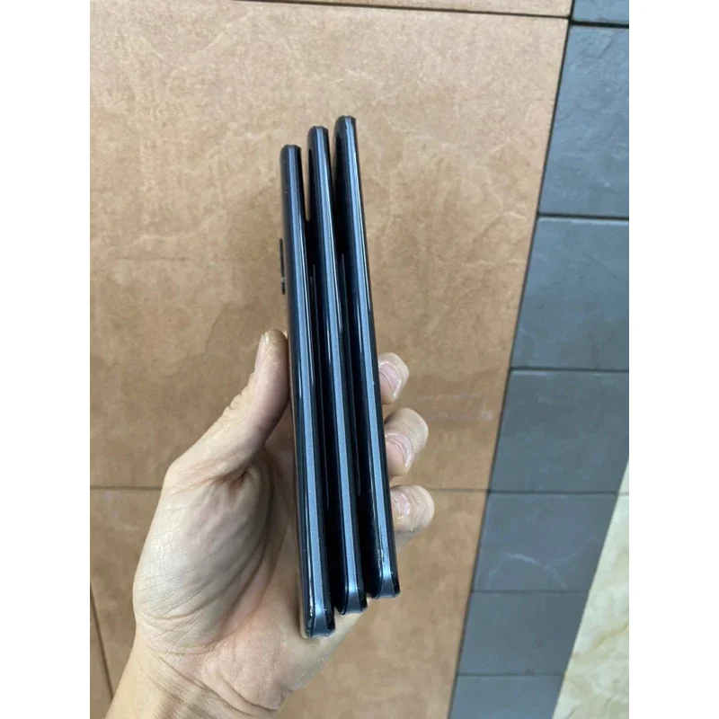 điện thoại sharp aquos zero 2 snap 855 8gb 256gb 6.4 inch