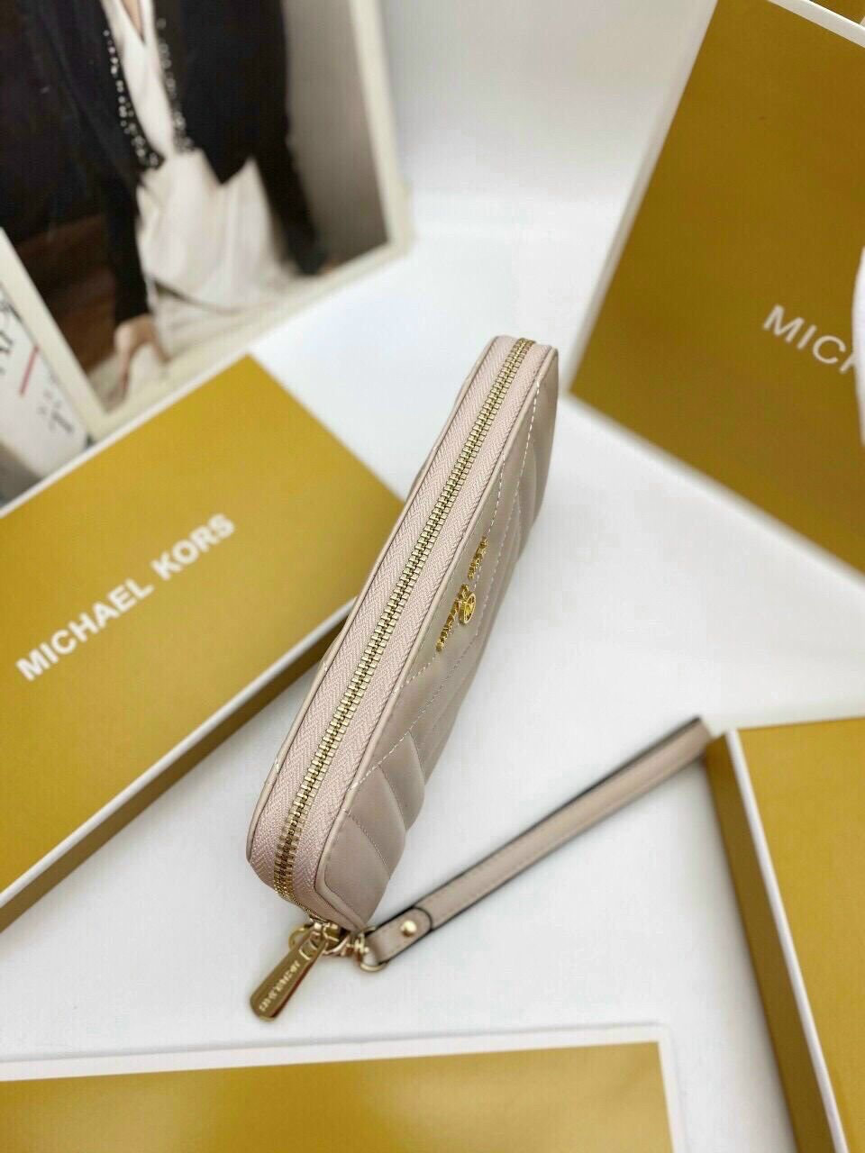 Ví dài Michael Kors chất xịn