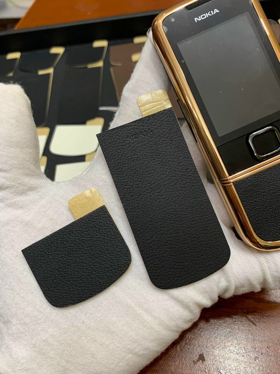 Miếng da dán 8800