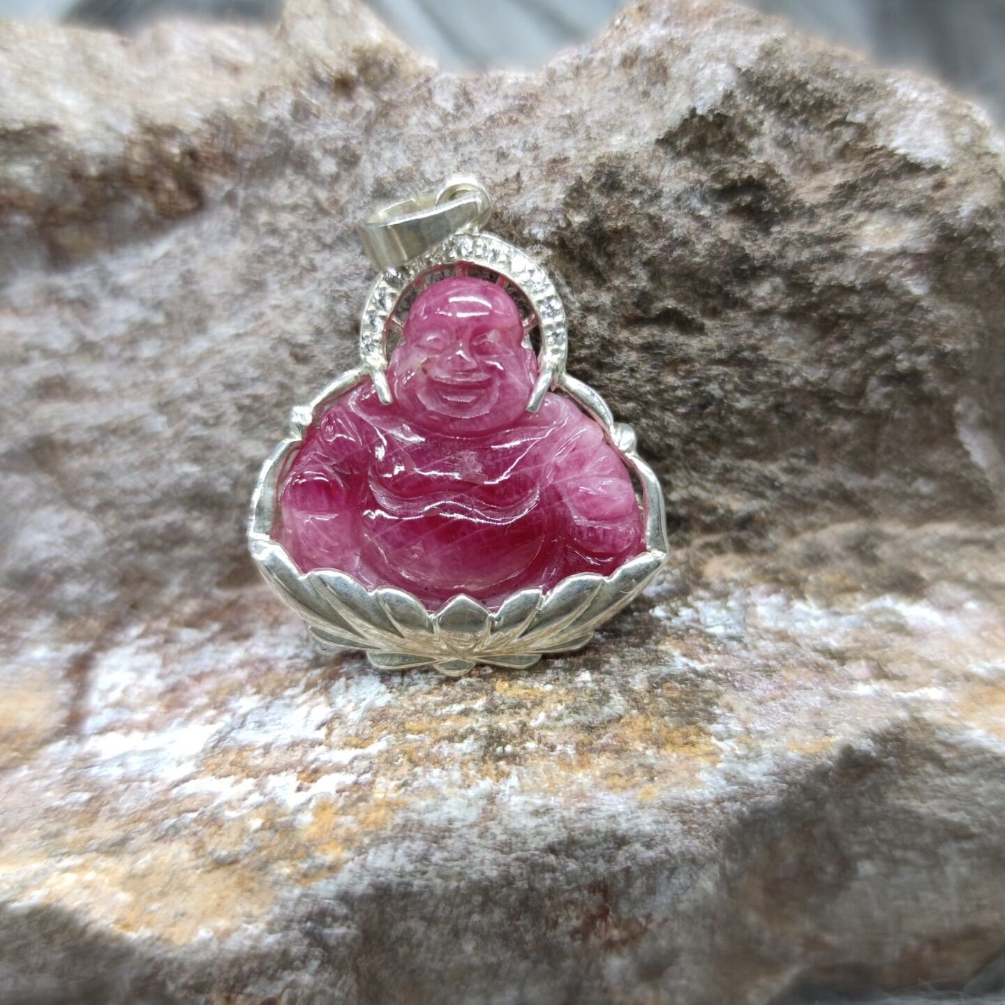 Phật di lặc ruby nam phi tự nhiên bao kiểm định