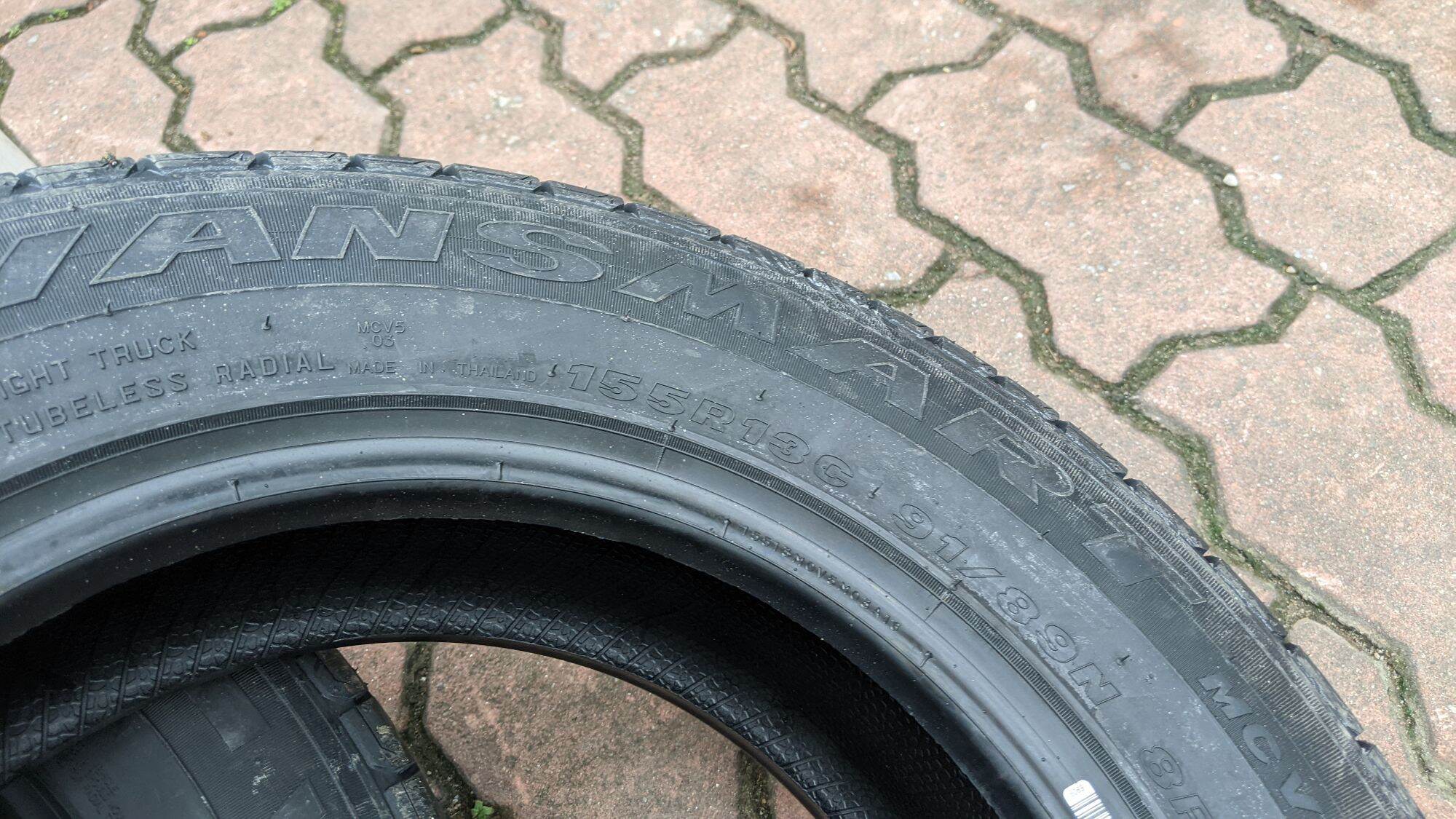 Lốp ô tô 155R13C Maxxis MCV5