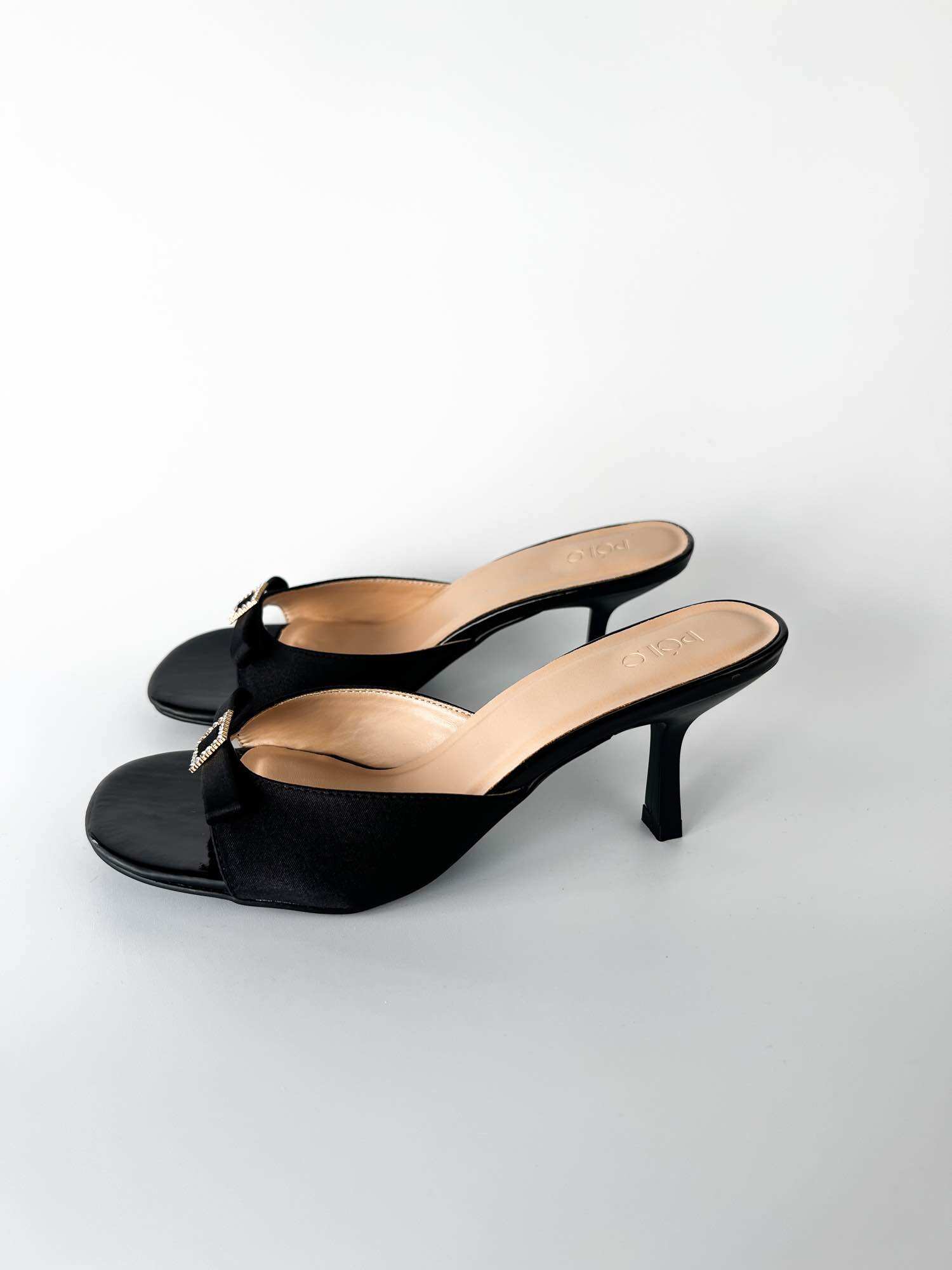 Tròn Mules