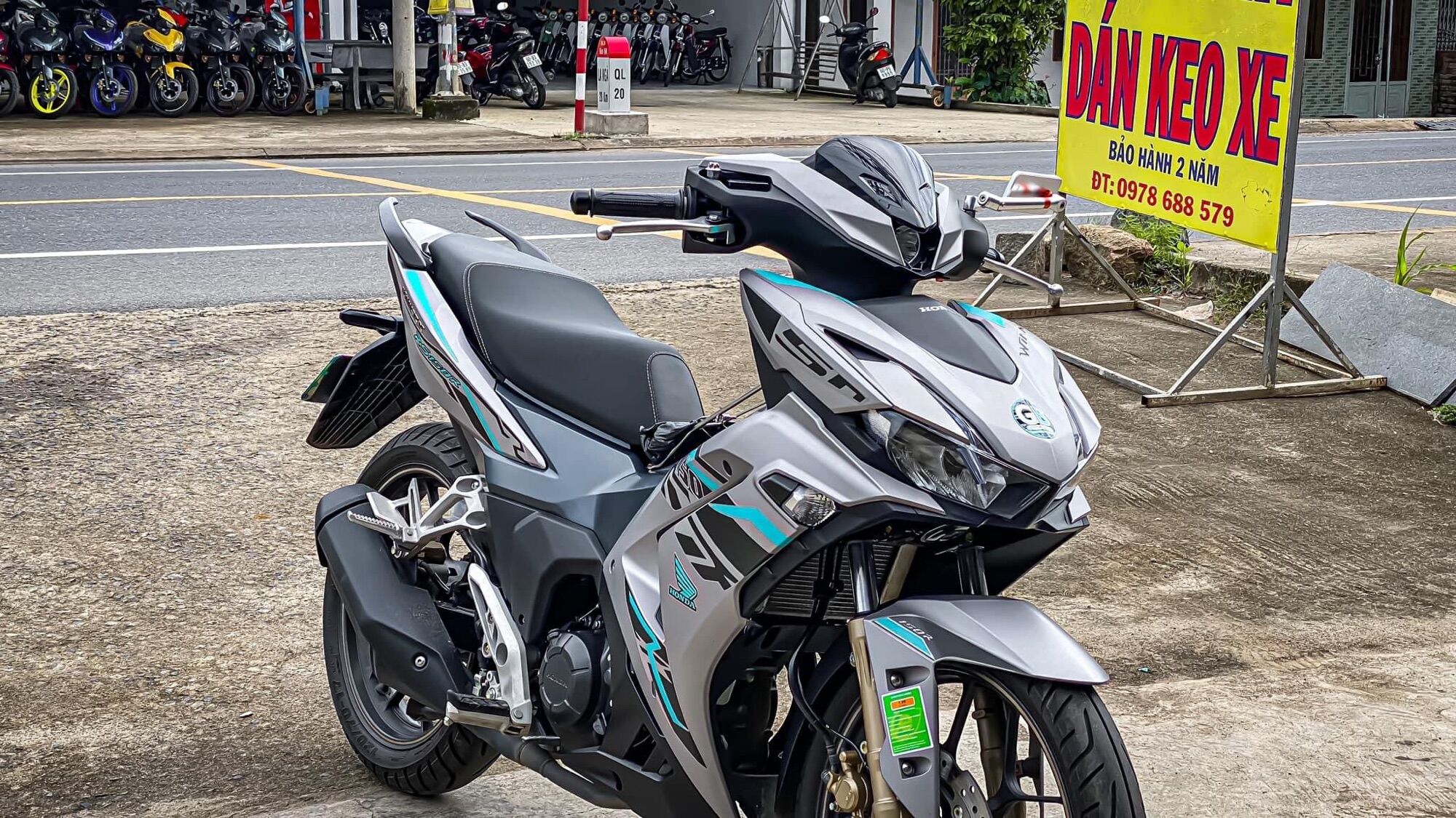 Tem Rời Winner X V3 dán xe màu bác nhức nách