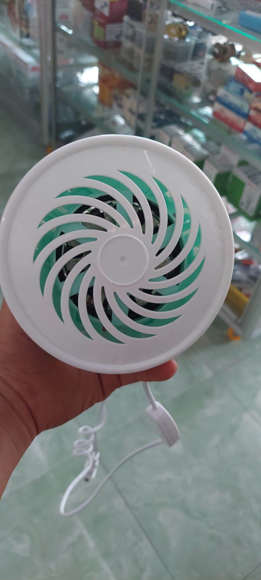 QUẠT TRẦN 3 CÁNH MINI .