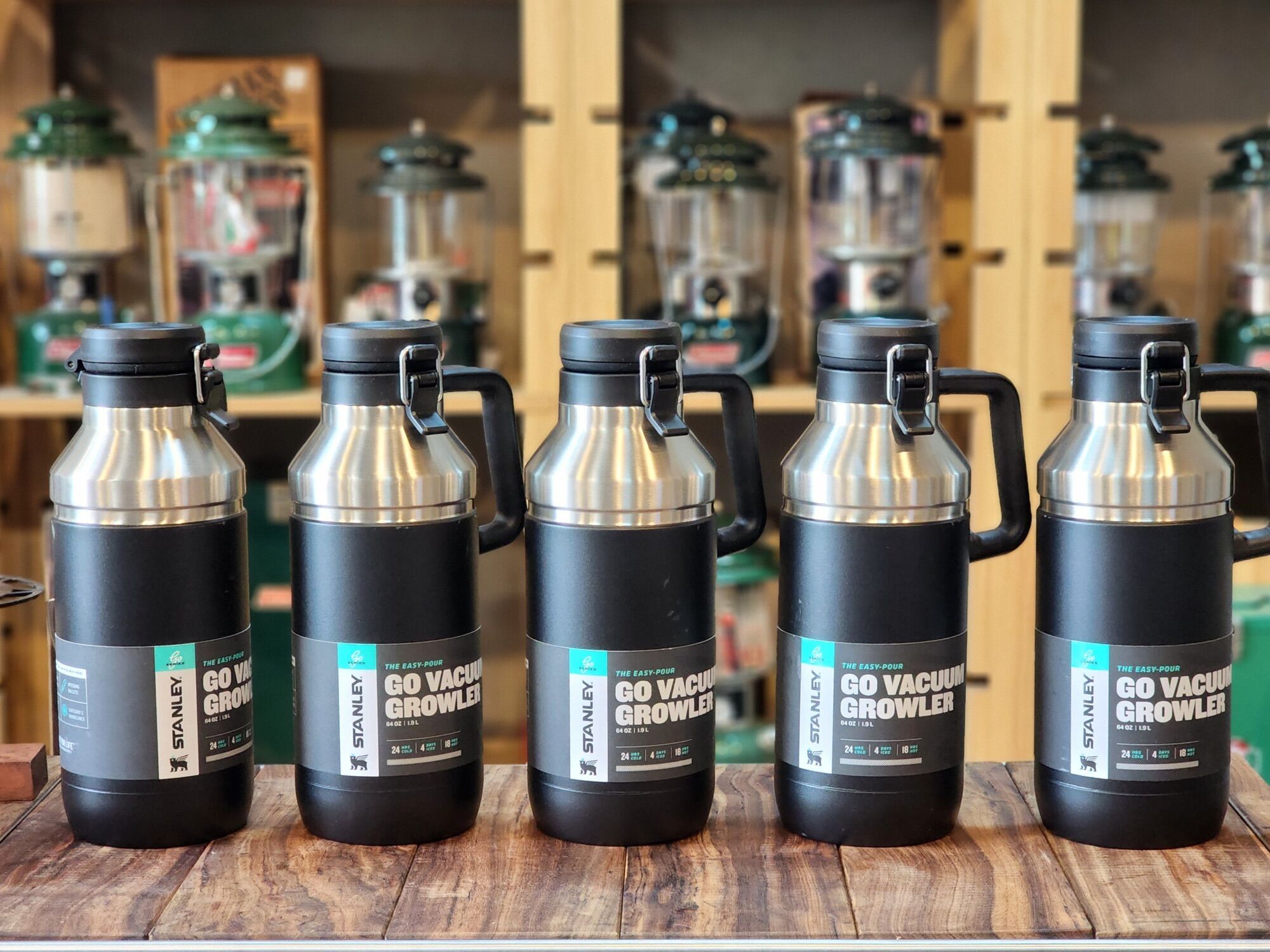 Bình giữ nhiệt stanley go vacuum growler 1900ml