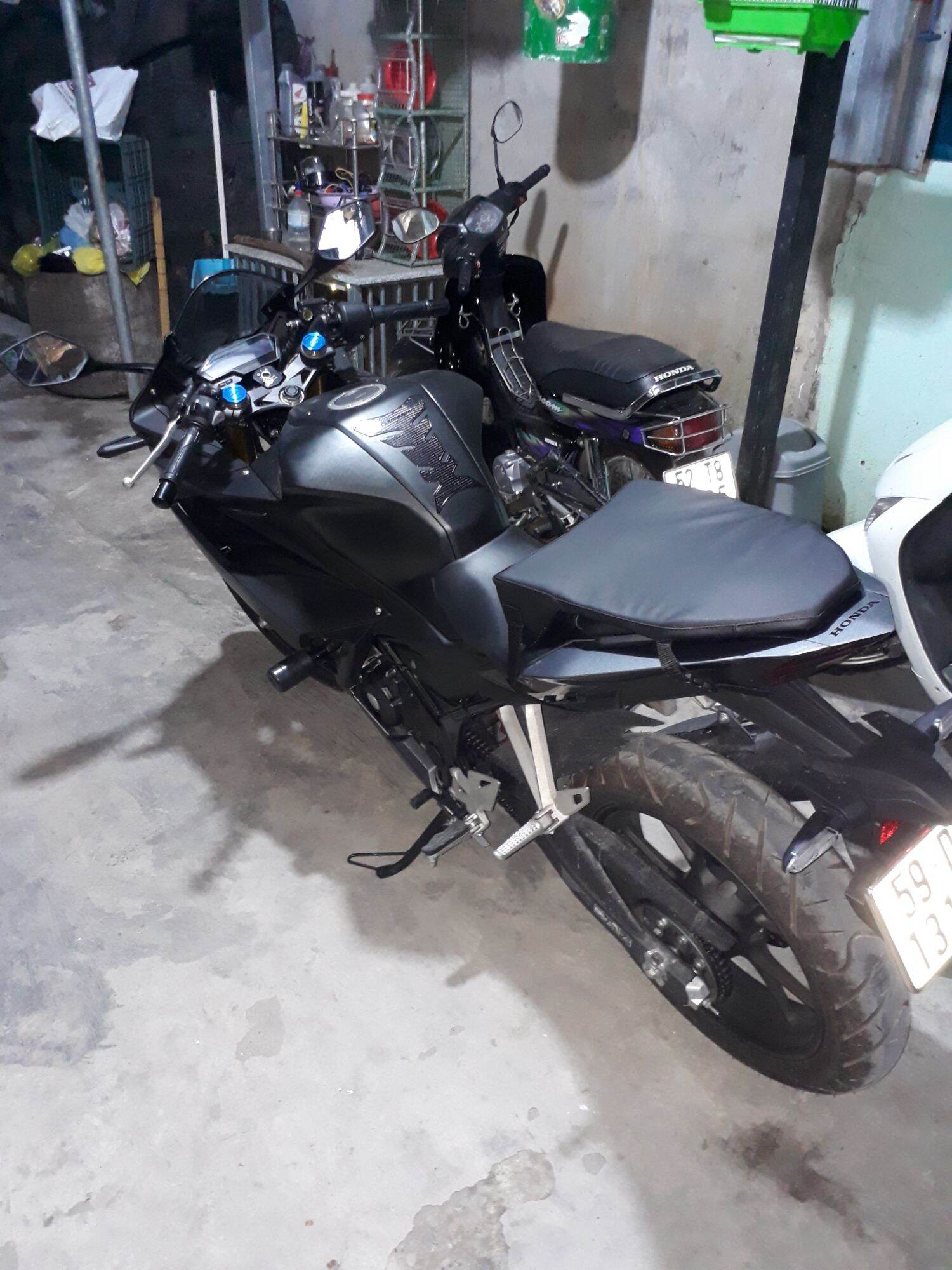 Yên phụ cbr150 giúp thoãi mái khi đi xa