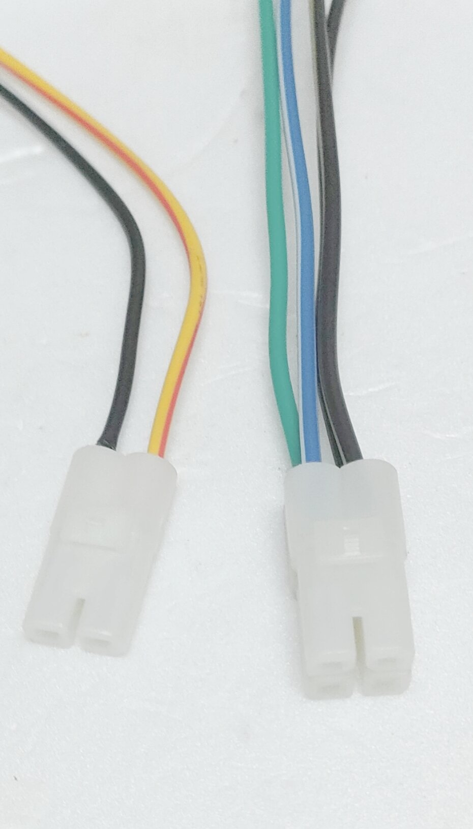 DÂY GHIM IC XE ATTILA - 2 CÁI TỐT