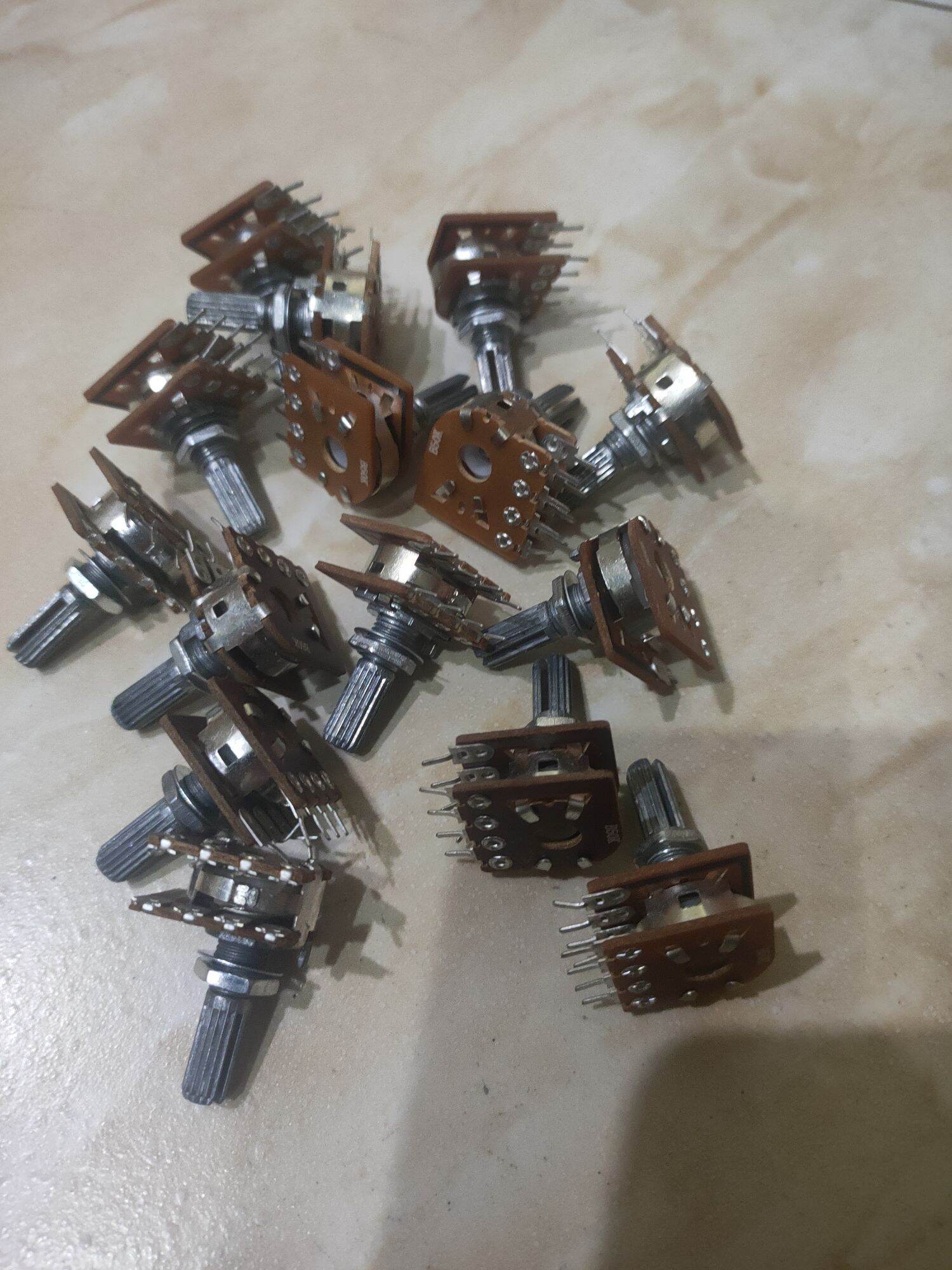 5 Chiếp áp 50K 8 chân 2 hàng